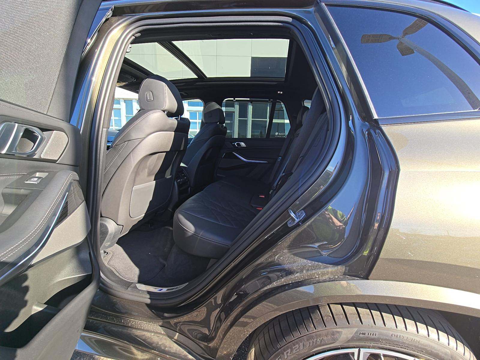 2024 BMW X5 M60i AWD