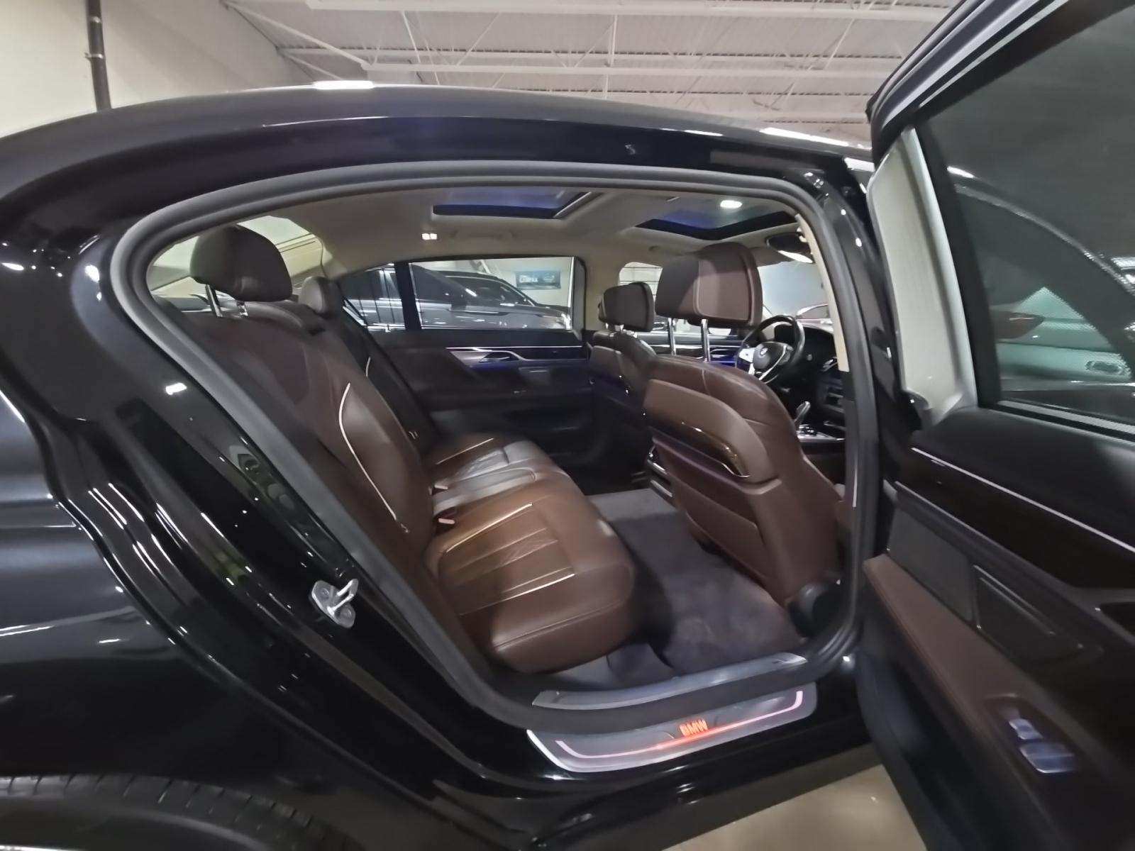 2020 BMW 7 Series 740i xDrive AWD