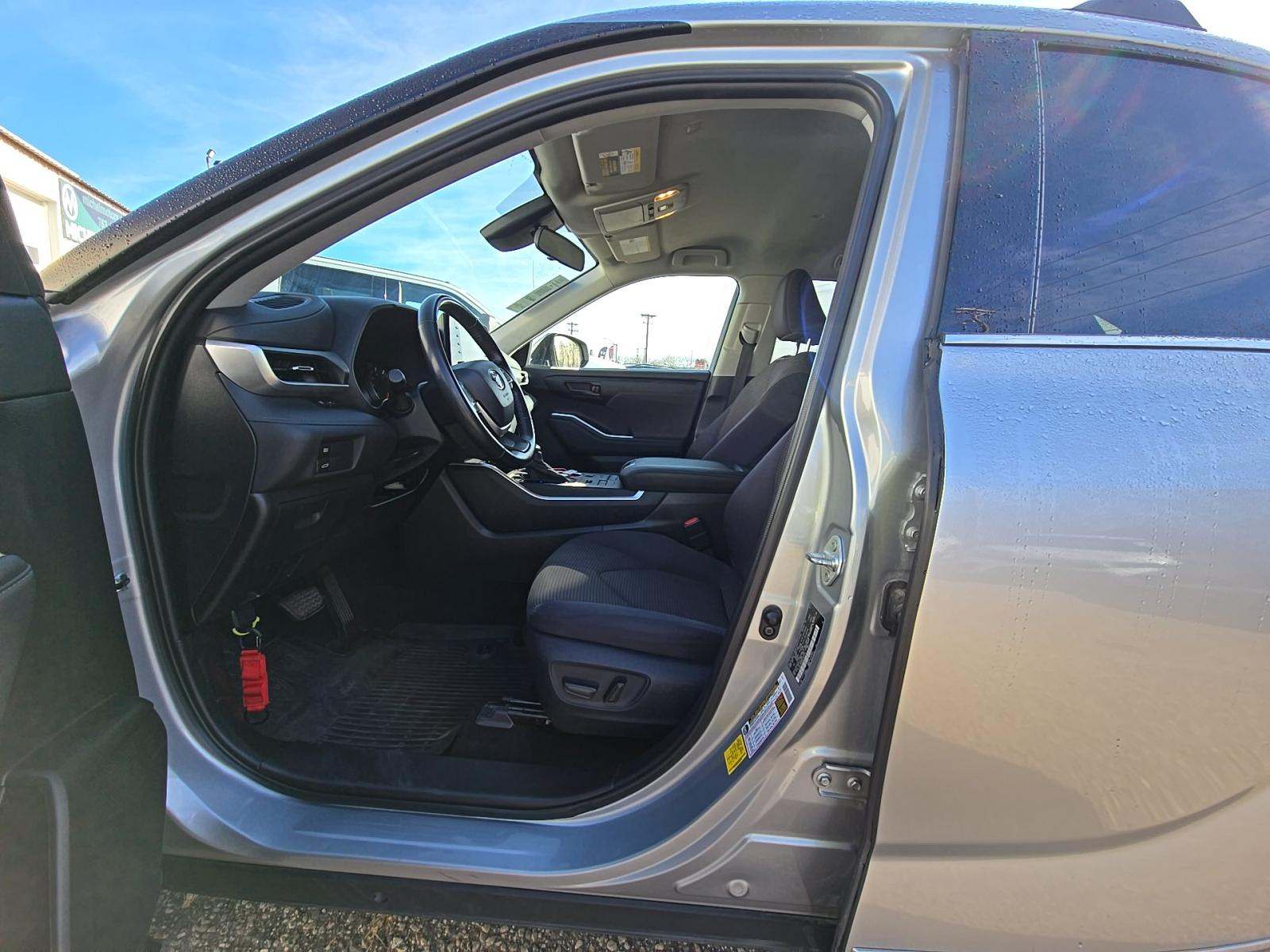 2022 Toyota Highlander LE AWD