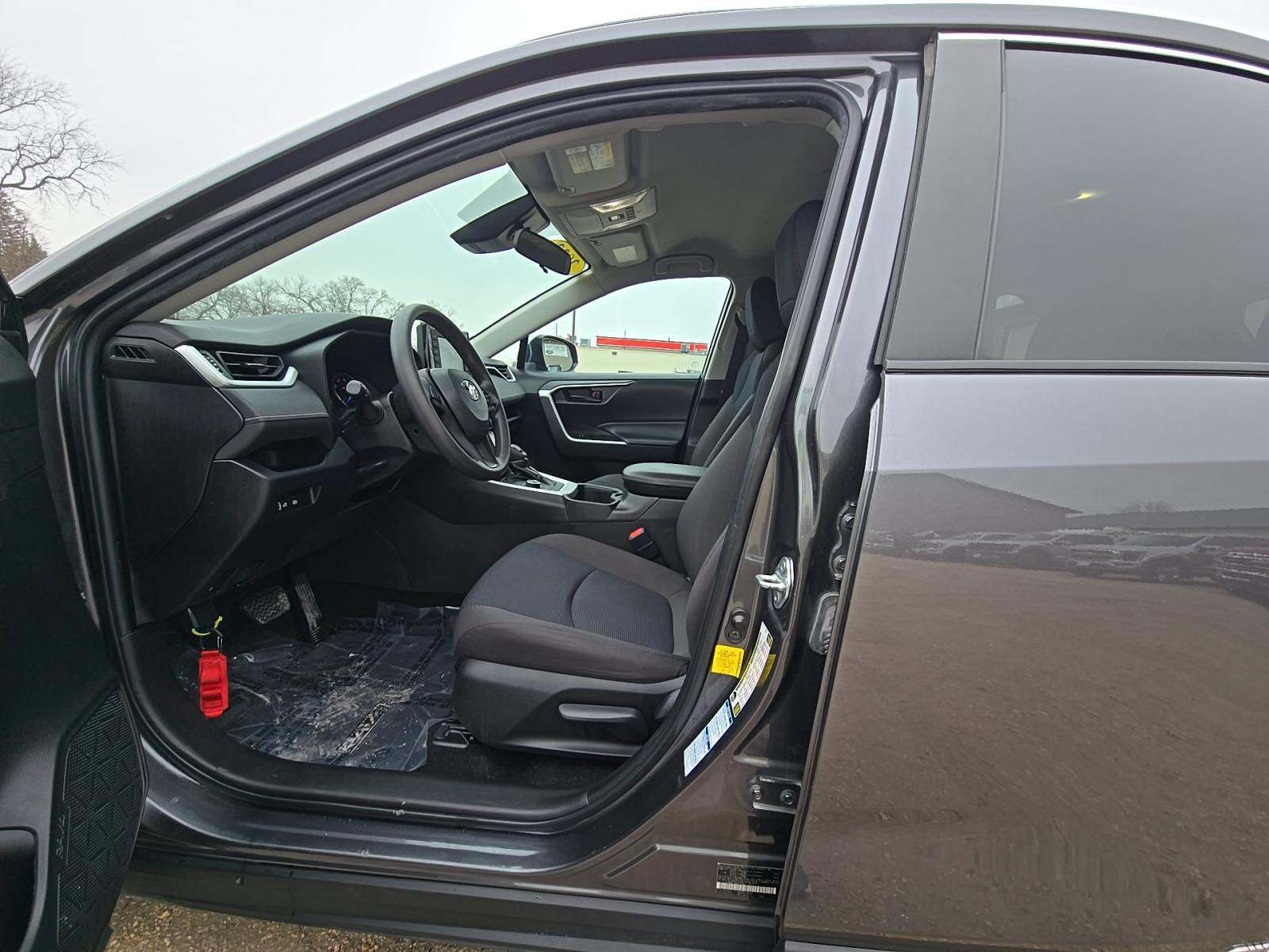 2022 Toyota RAV4 Hybrid LE AWD