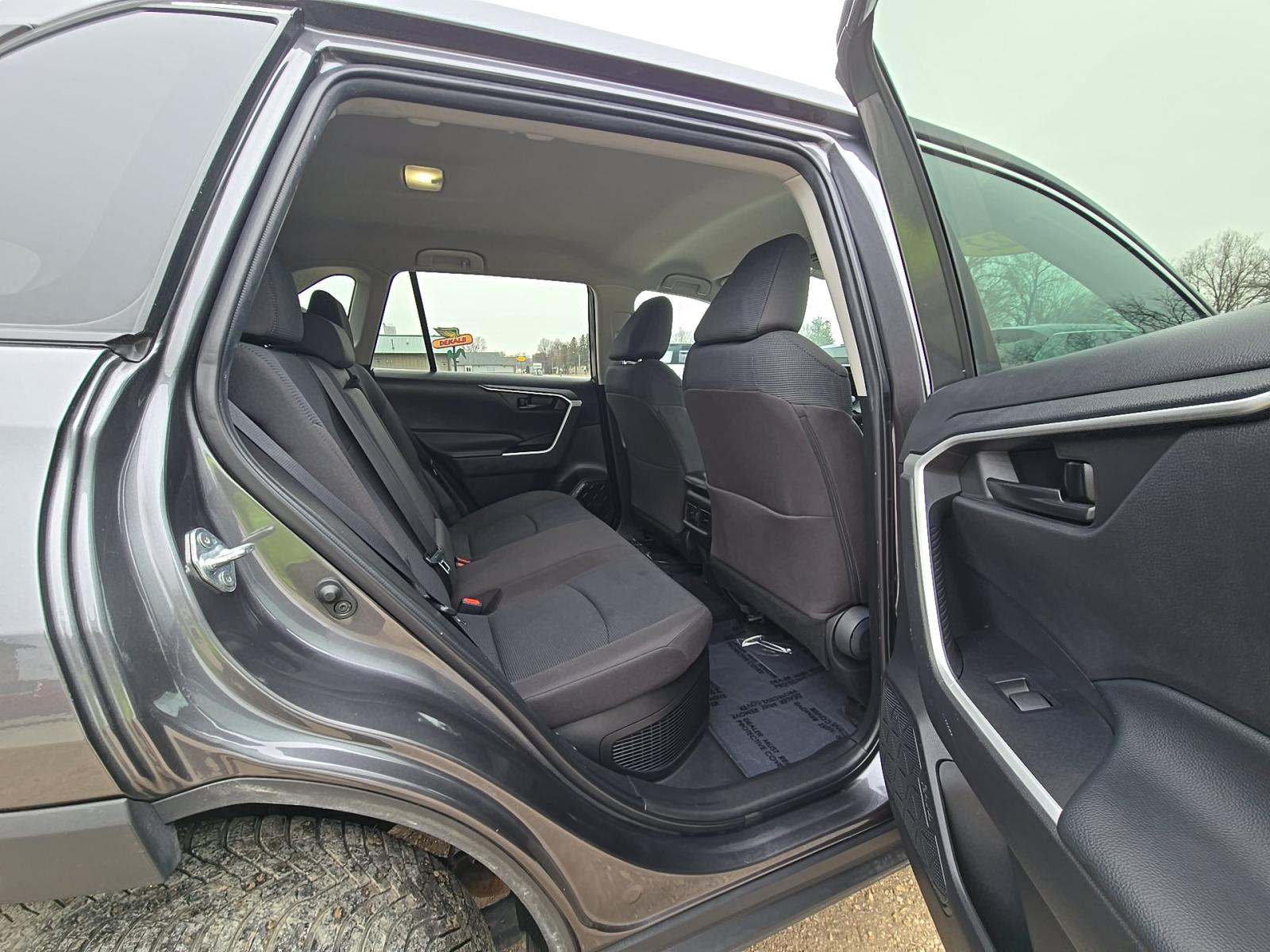 2022 Toyota RAV4 Hybrid LE AWD