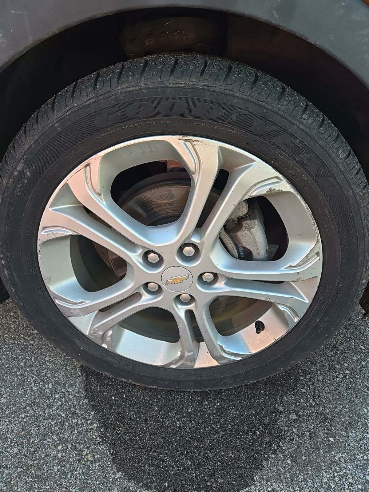 2017 Chevrolet Bolt EV LT FWD