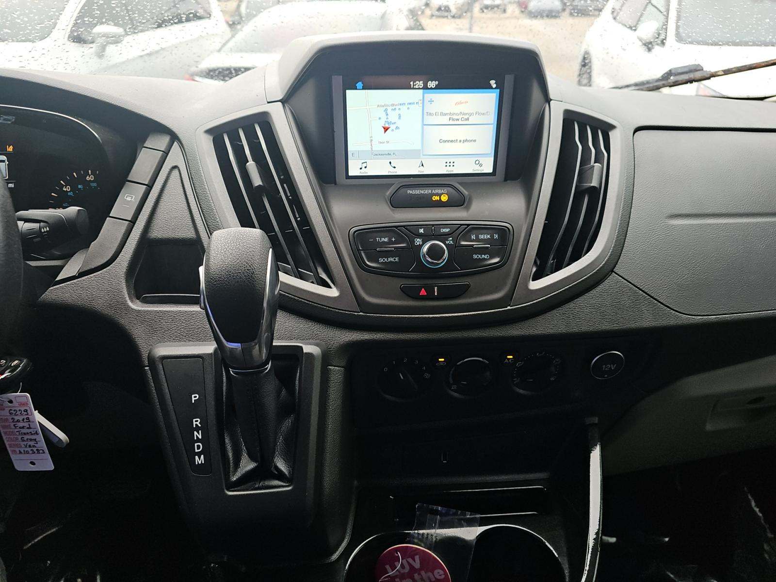 FORD TRANSIT 150 - 10