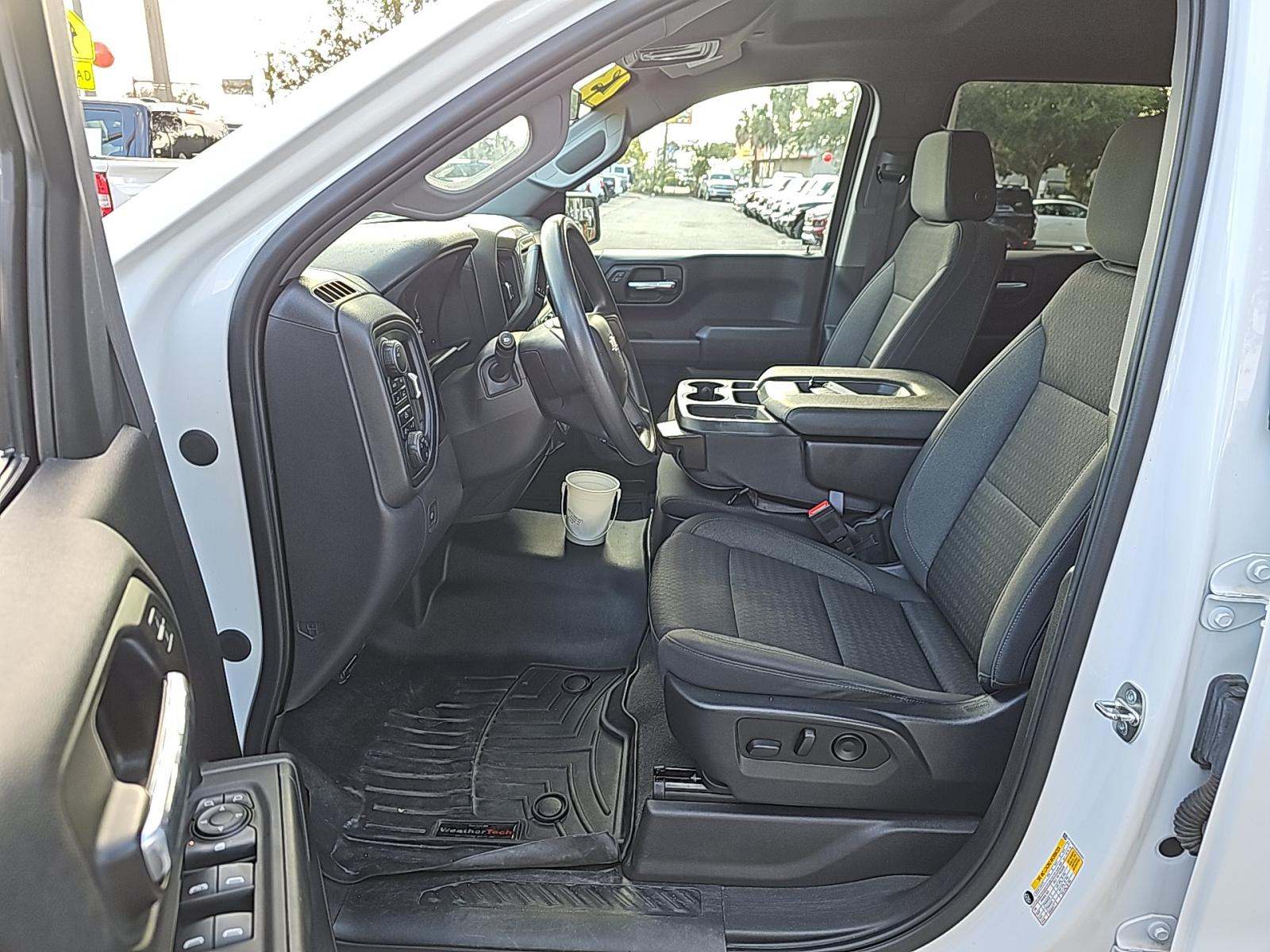 2023 Chevrolet Silverado 1500 Custom AWD