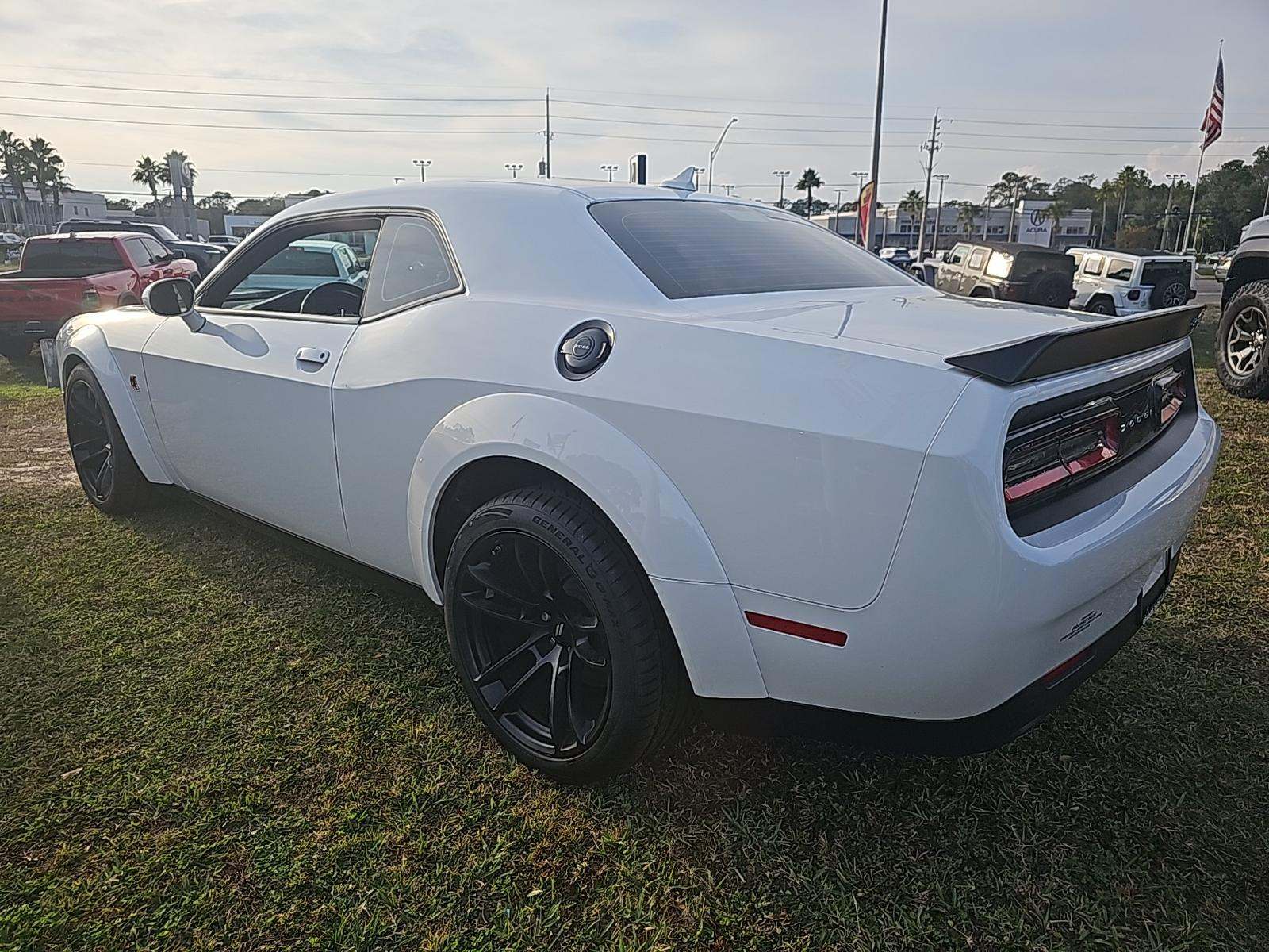 2023 Dodge Challenger R/T Scat Pack Widebody RWD