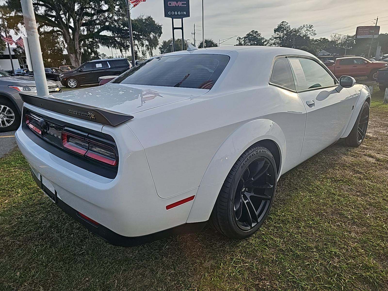 2023 Dodge Challenger R/T Scat Pack Widebody RWD
