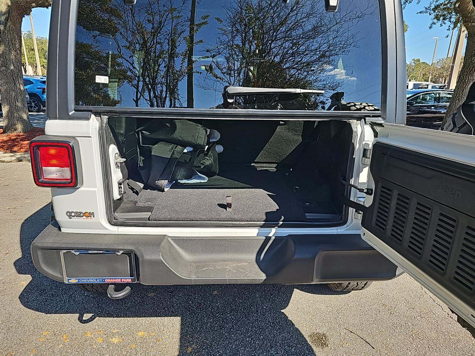 2022 Jeep Wrangler Unlimited Willys Sport Edition AWD