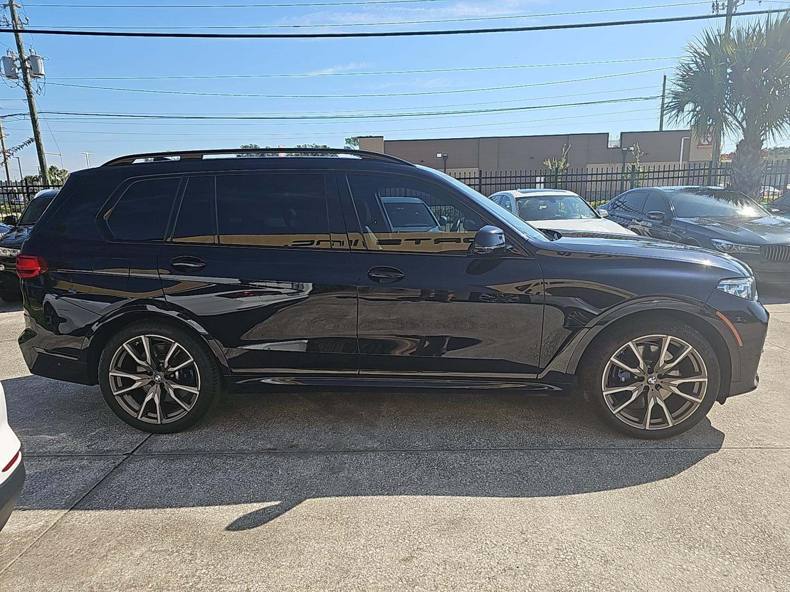 2020 BMW X7 M50i AWD