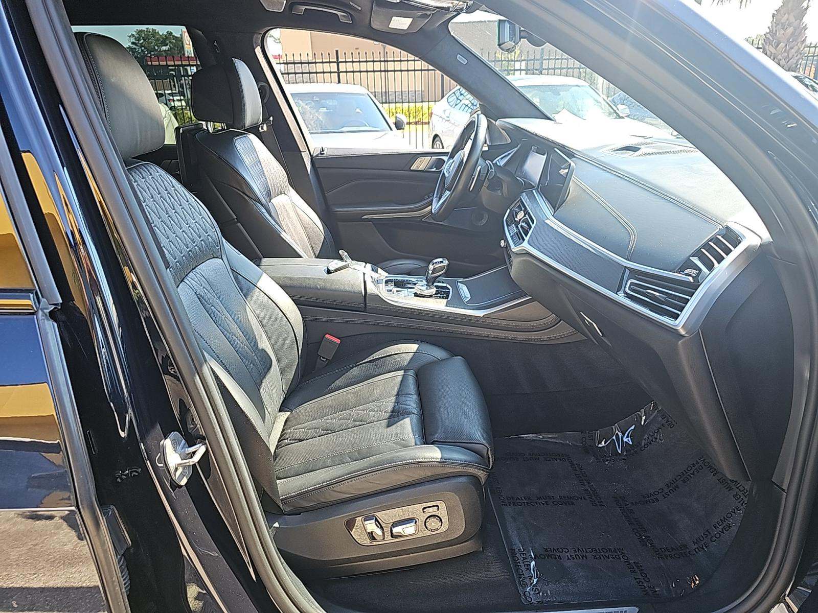 2020 BMW X7 M50i AWD