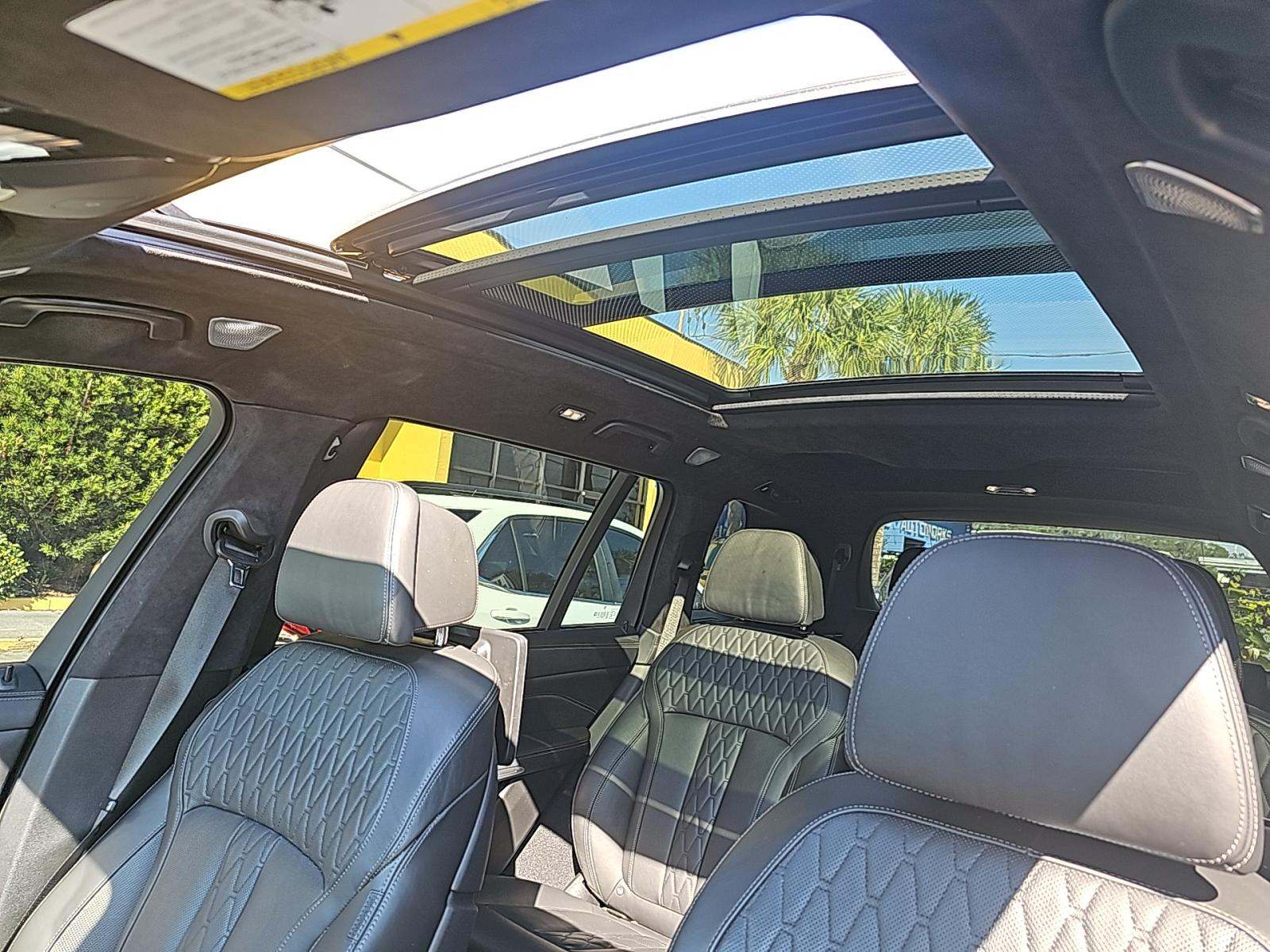 2020 BMW X7 M50i AWD