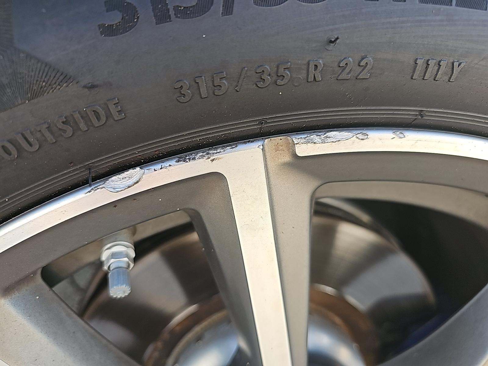 2020 BMW X7 M50i AWD