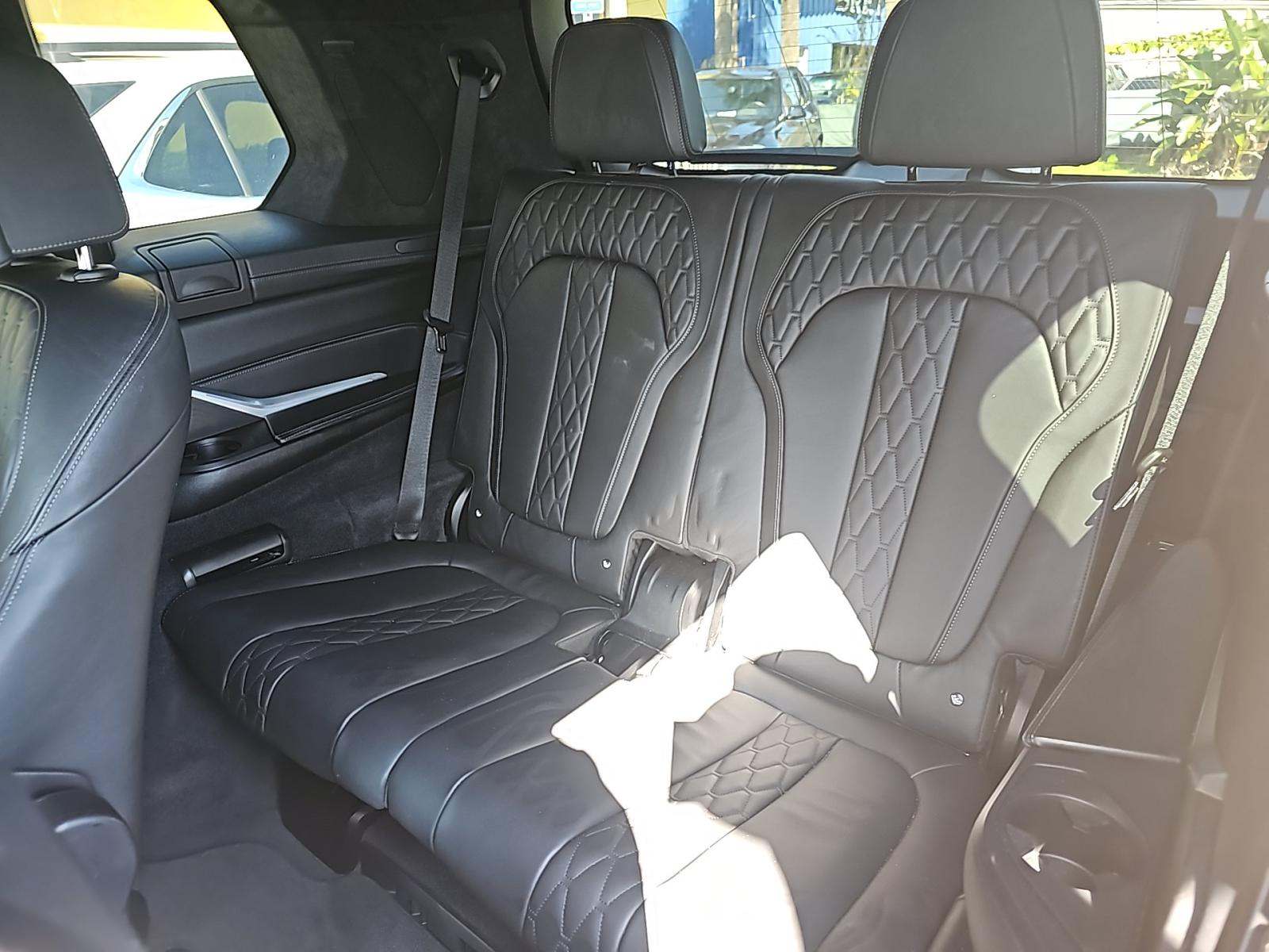 2020 BMW X7 M50i AWD