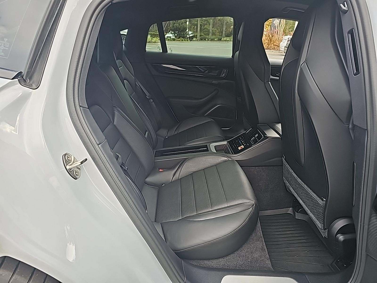 2024 Porsche Panamera Base RWD