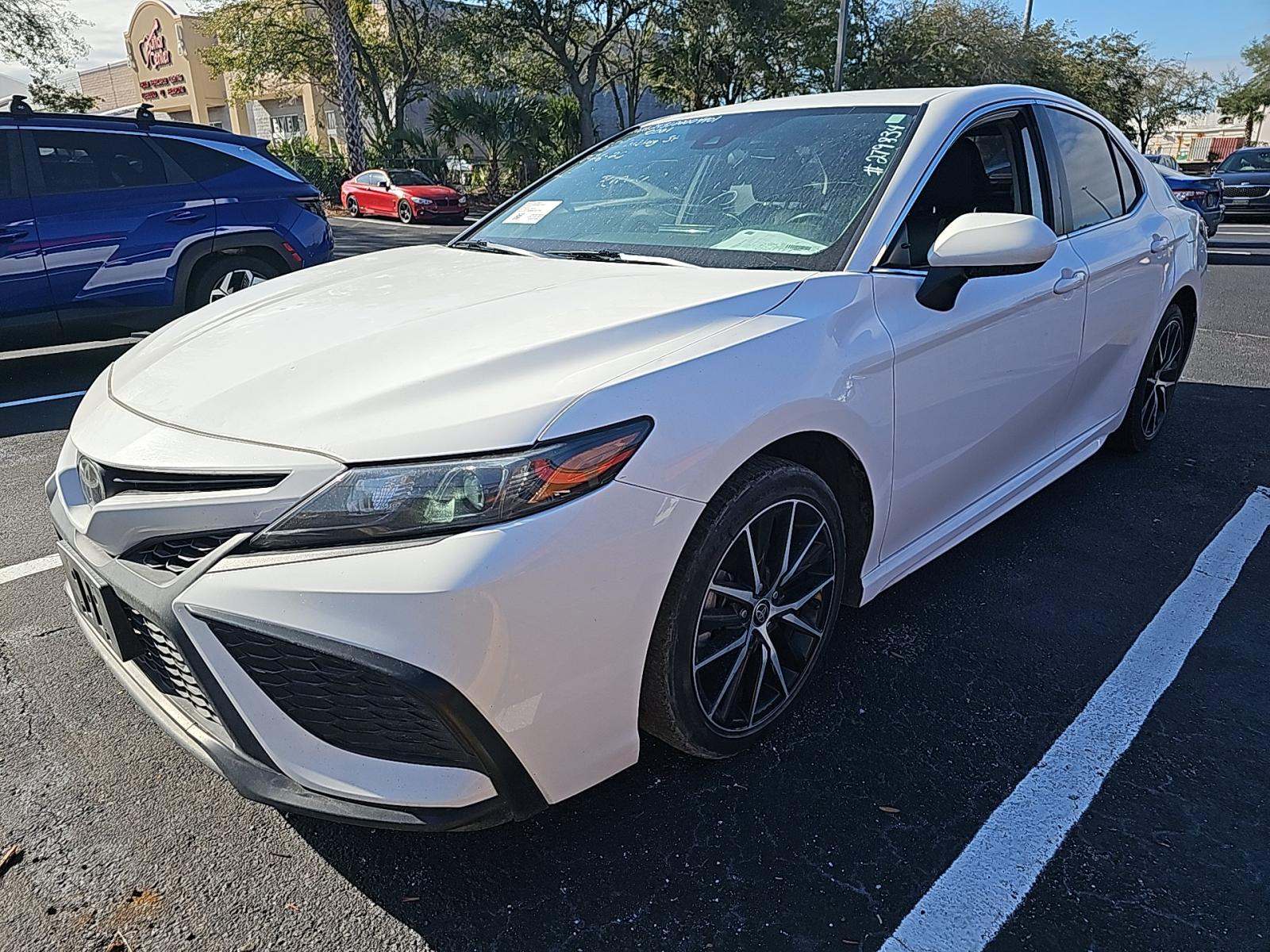 2021 Toyota Camry SE FWD