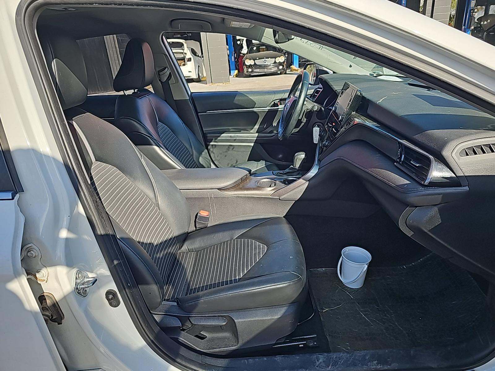 2021 Toyota Camry SE FWD