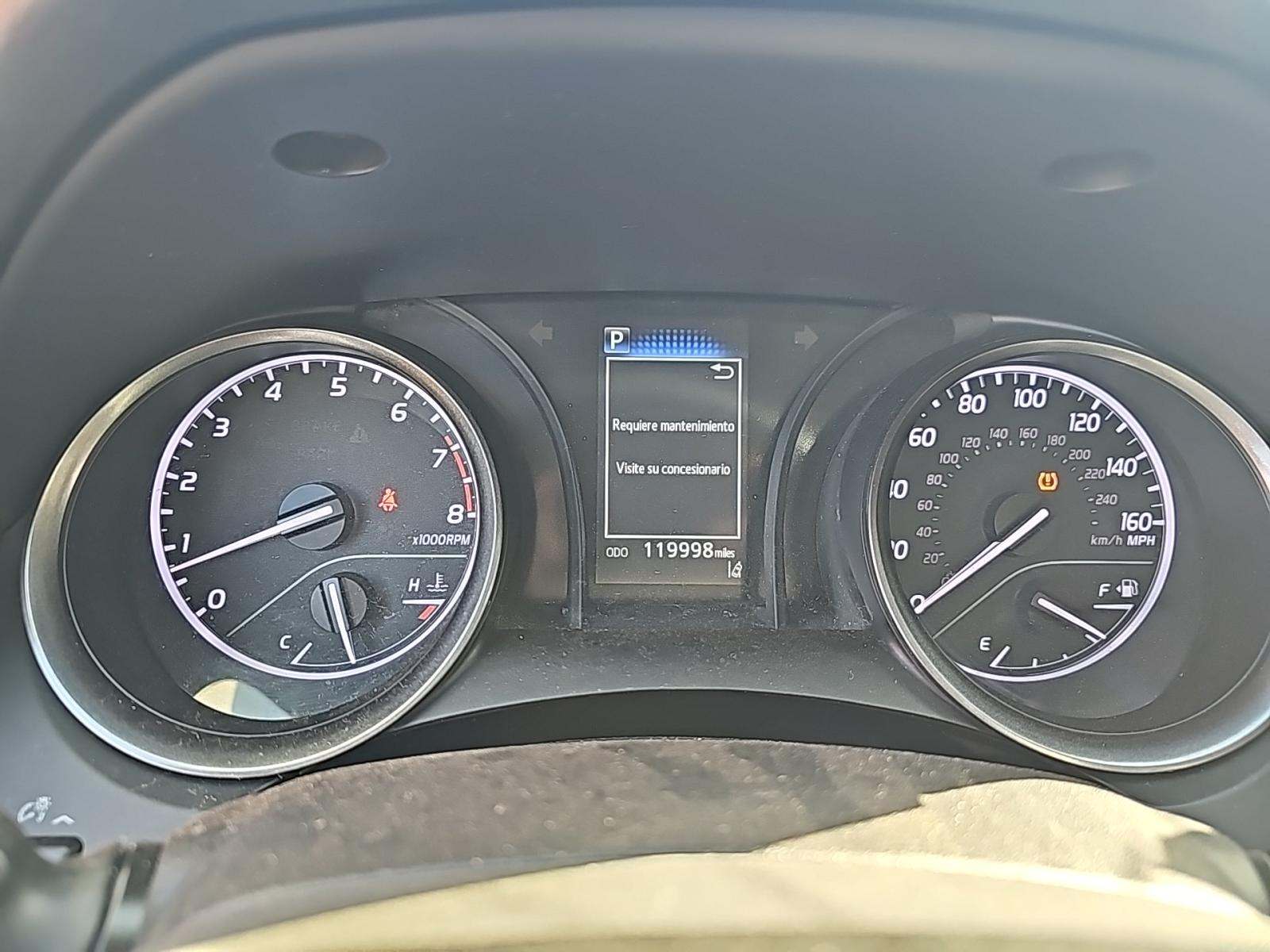 2021 Toyota Camry SE FWD