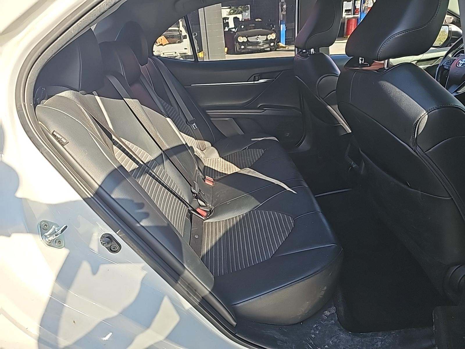 2021 Toyota Camry SE FWD
