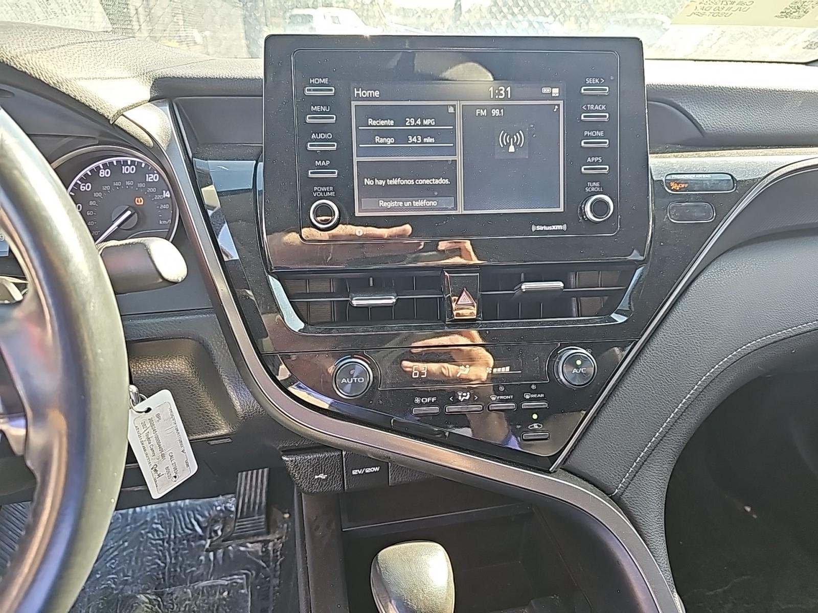 2021 Toyota Camry SE FWD