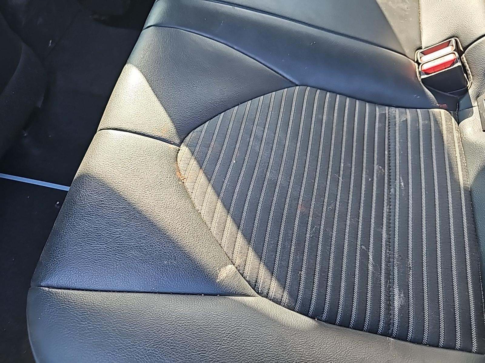 2021 Toyota Camry SE FWD