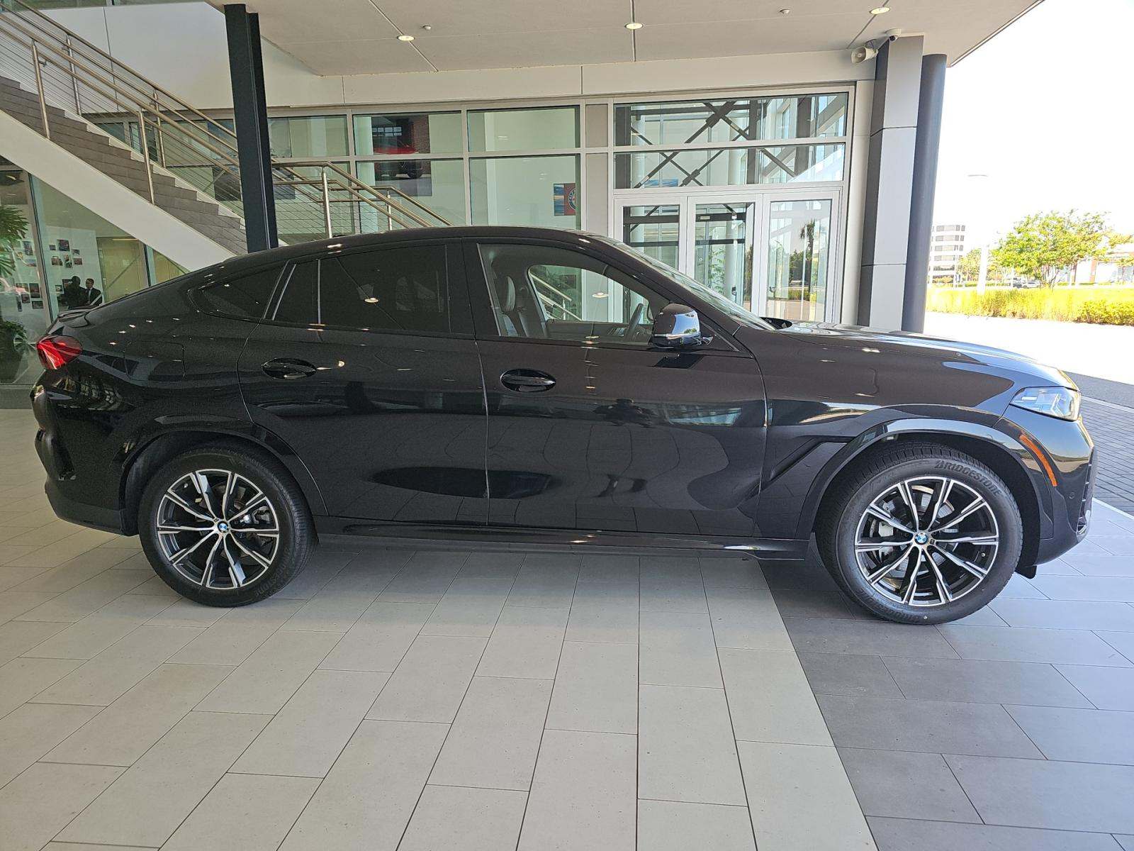 2024 BMW X6 xDrive40i AWD