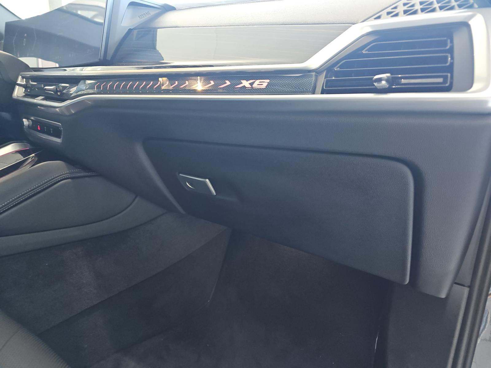 2024 BMW X6 xDrive40i AWD