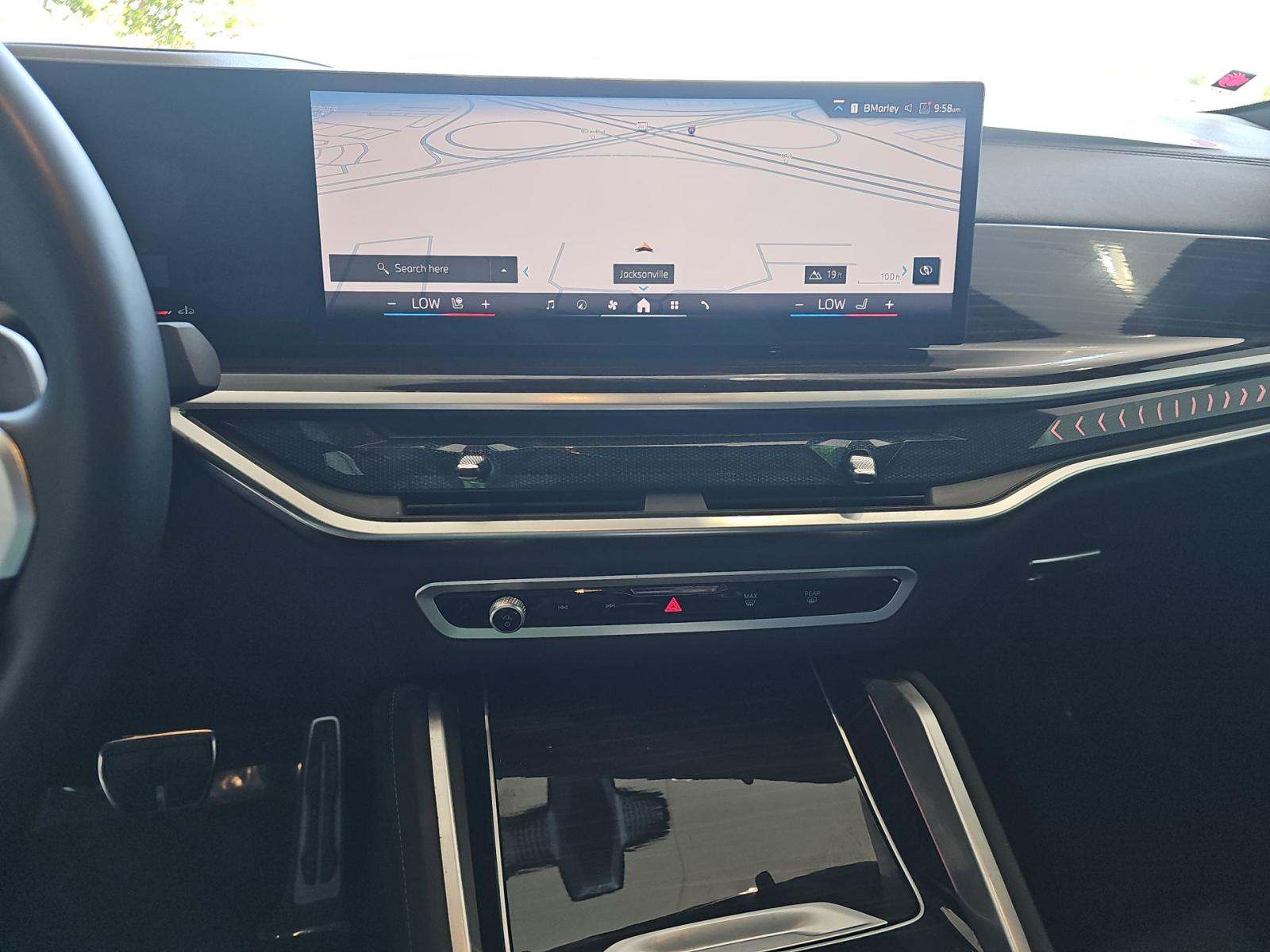2024 BMW X6 xDrive40i AWD