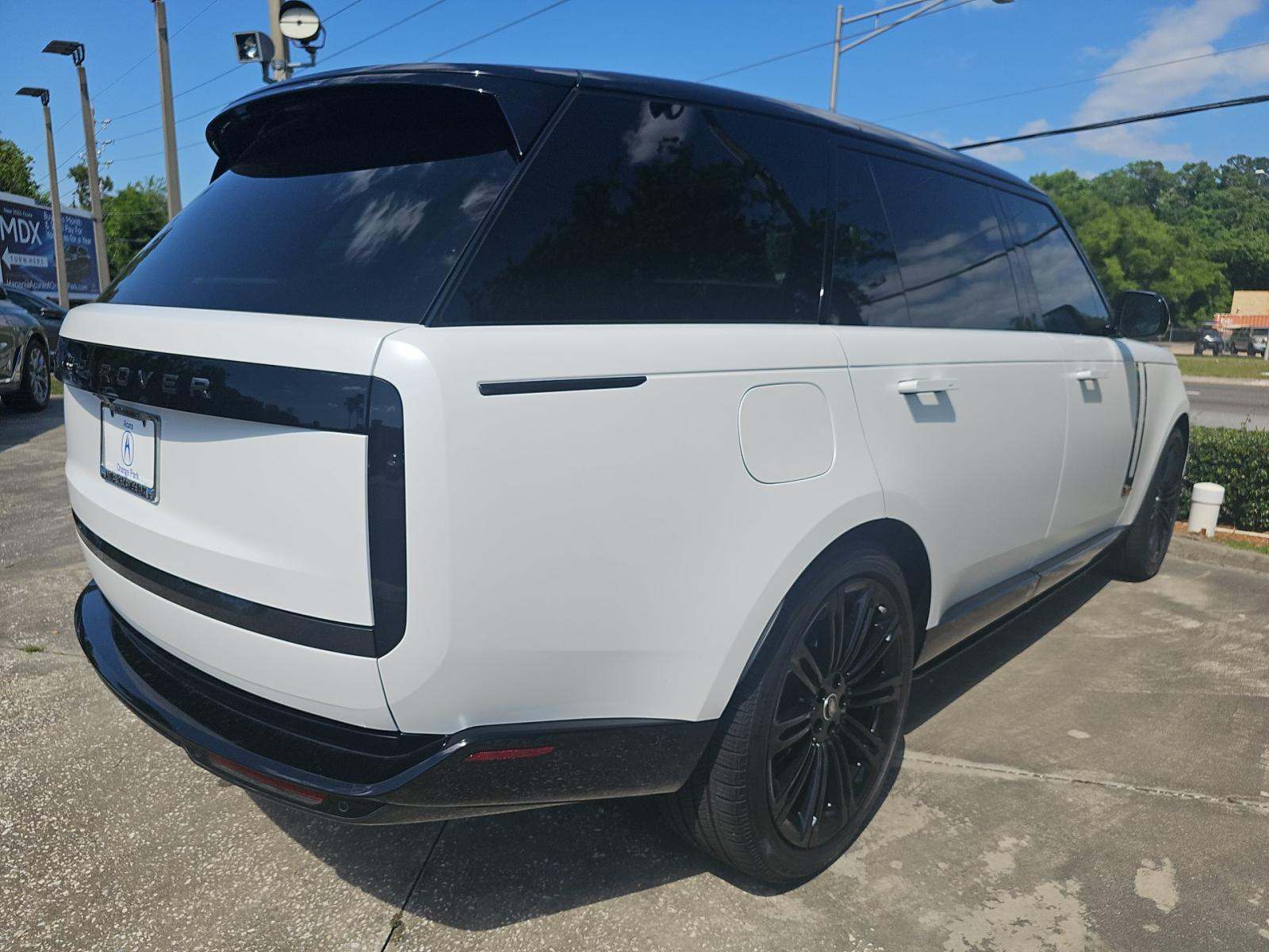 2025 Land Rover Range Rover Autobiography LWB AWD