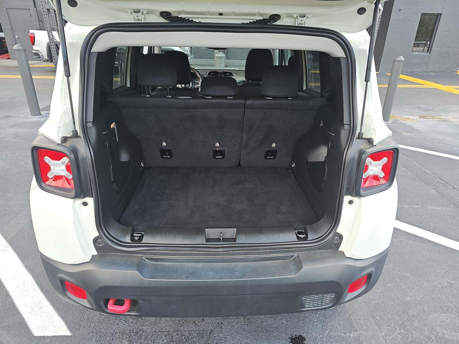 2023 Jeep Renegade Trailhawk AWD