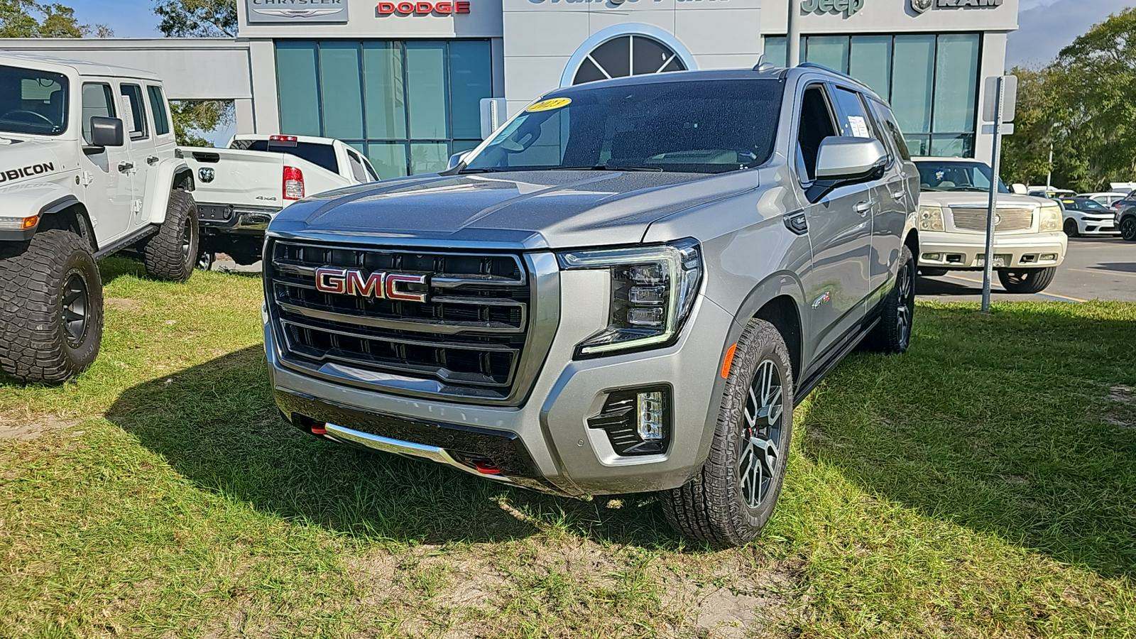 2023 GMC Yukon AT4 4SB