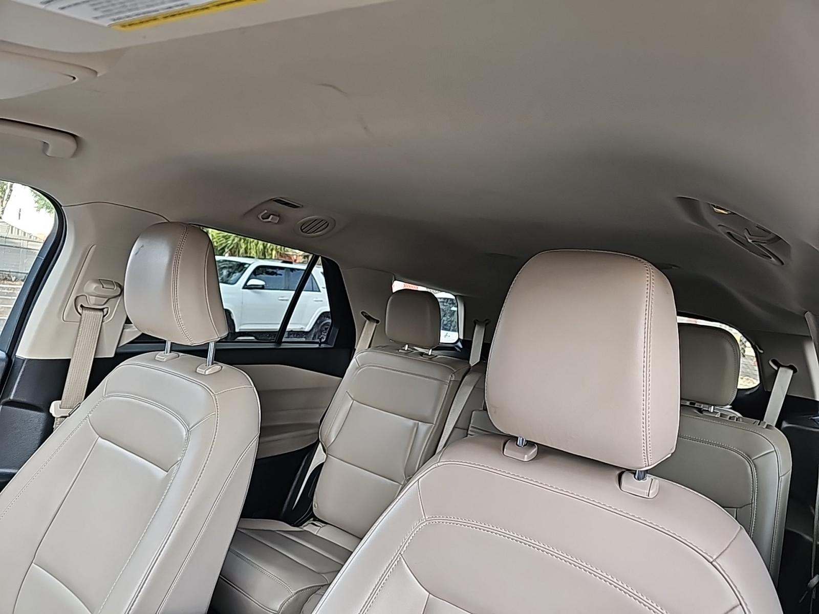 2023 Ford Explorer XLT RWD