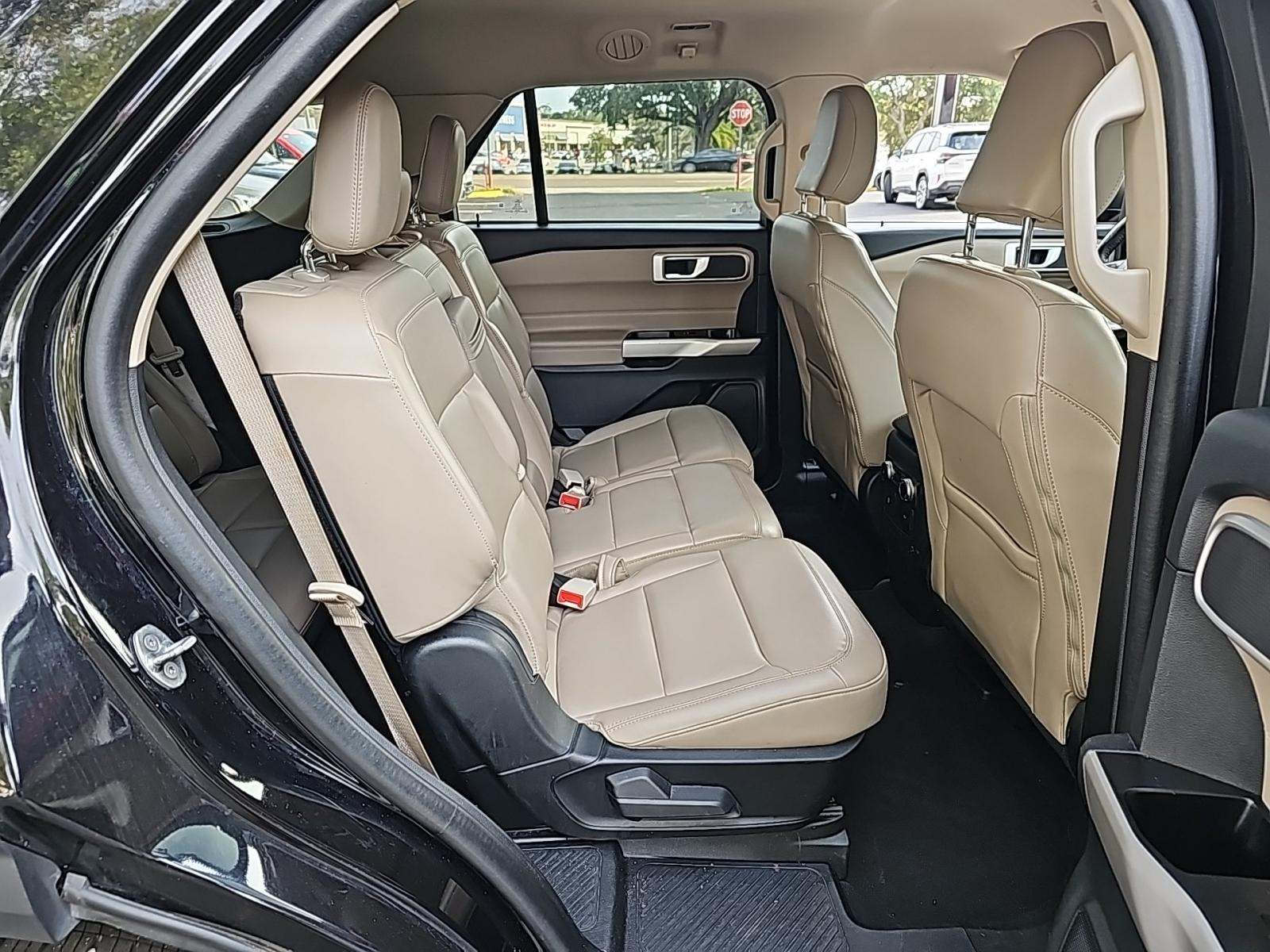 2023 Ford Explorer XLT RWD