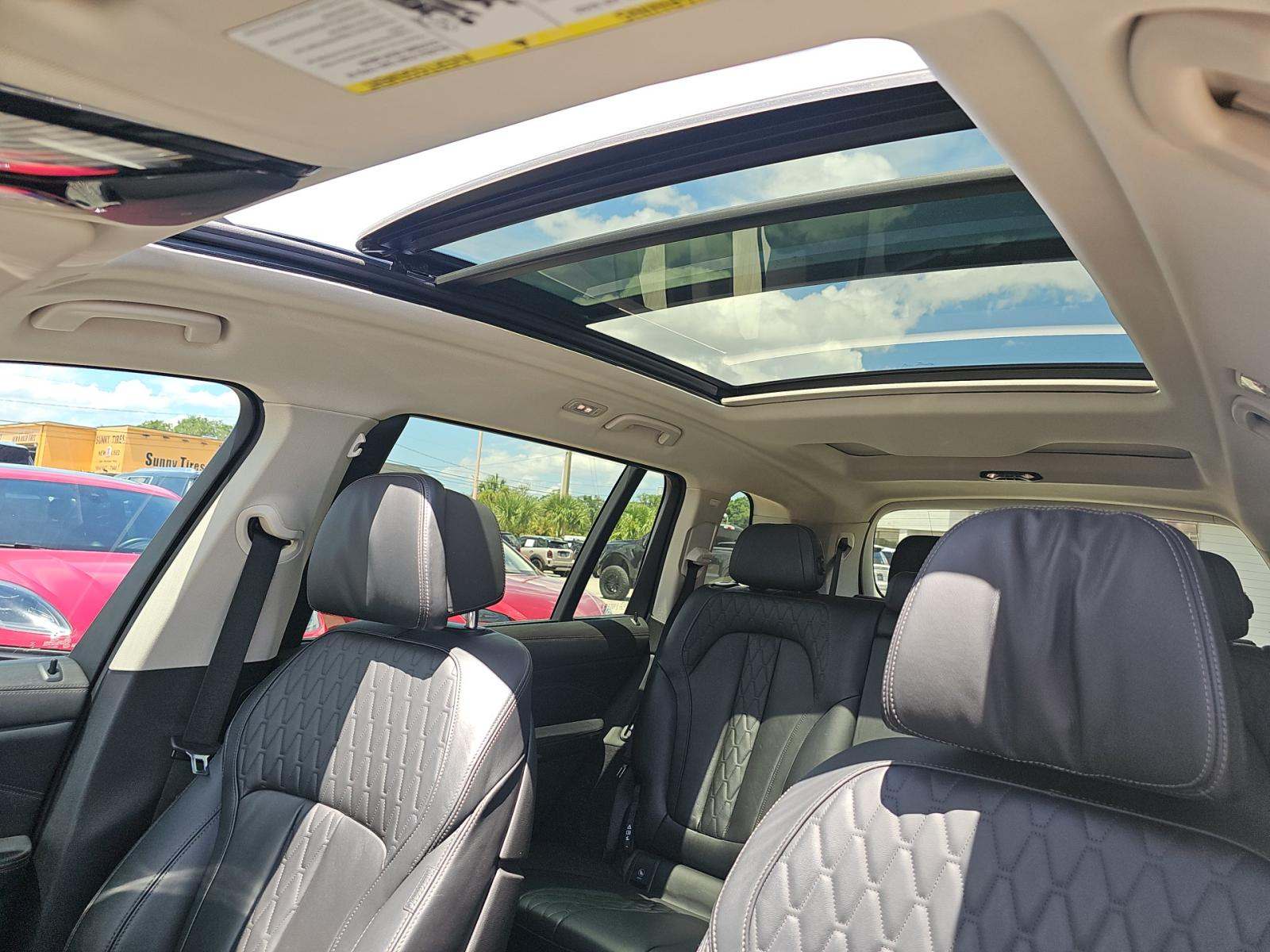 2023 BMW X7 xDrive40i AWD