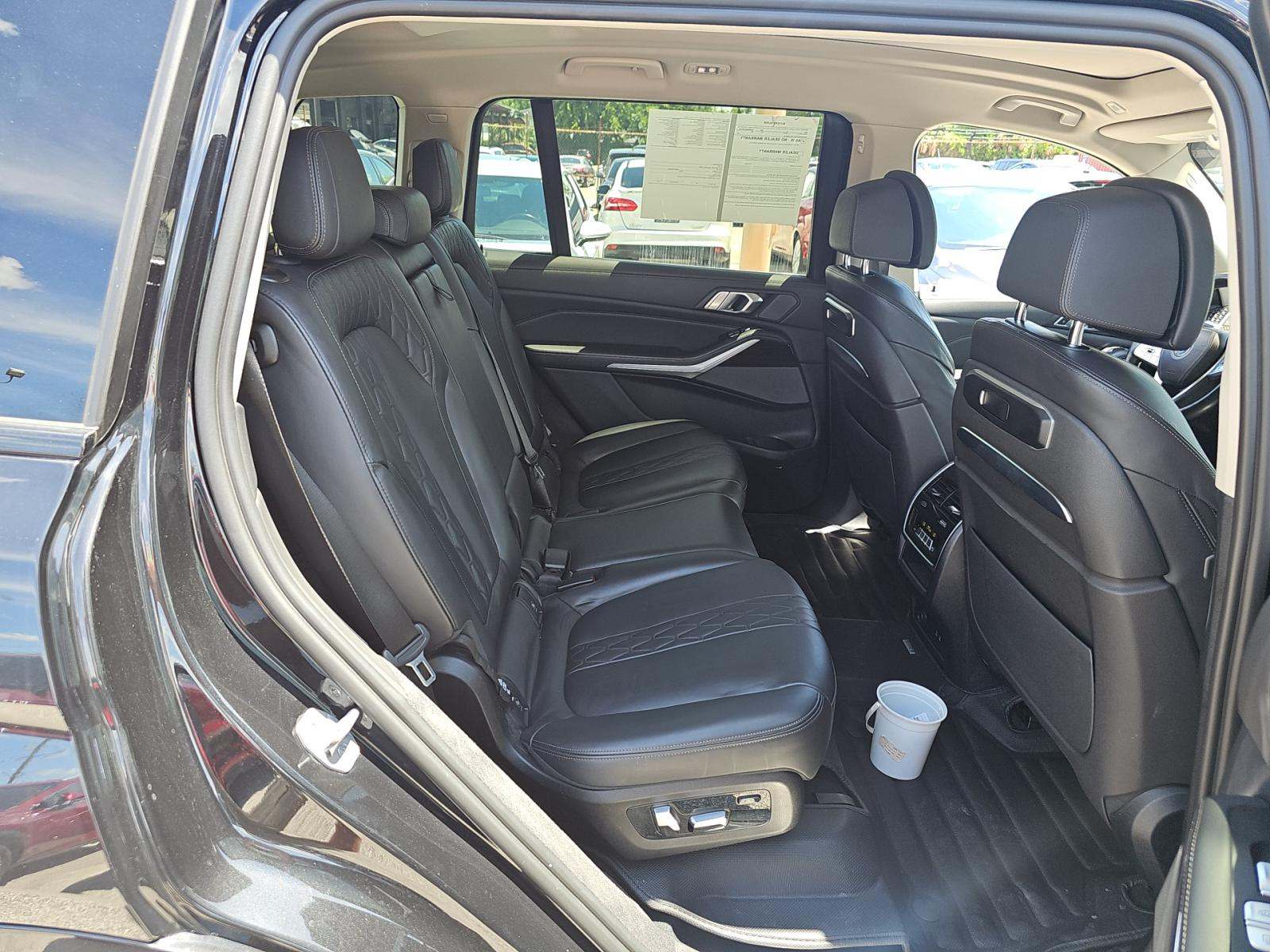 2023 BMW X7 xDrive40i AWD