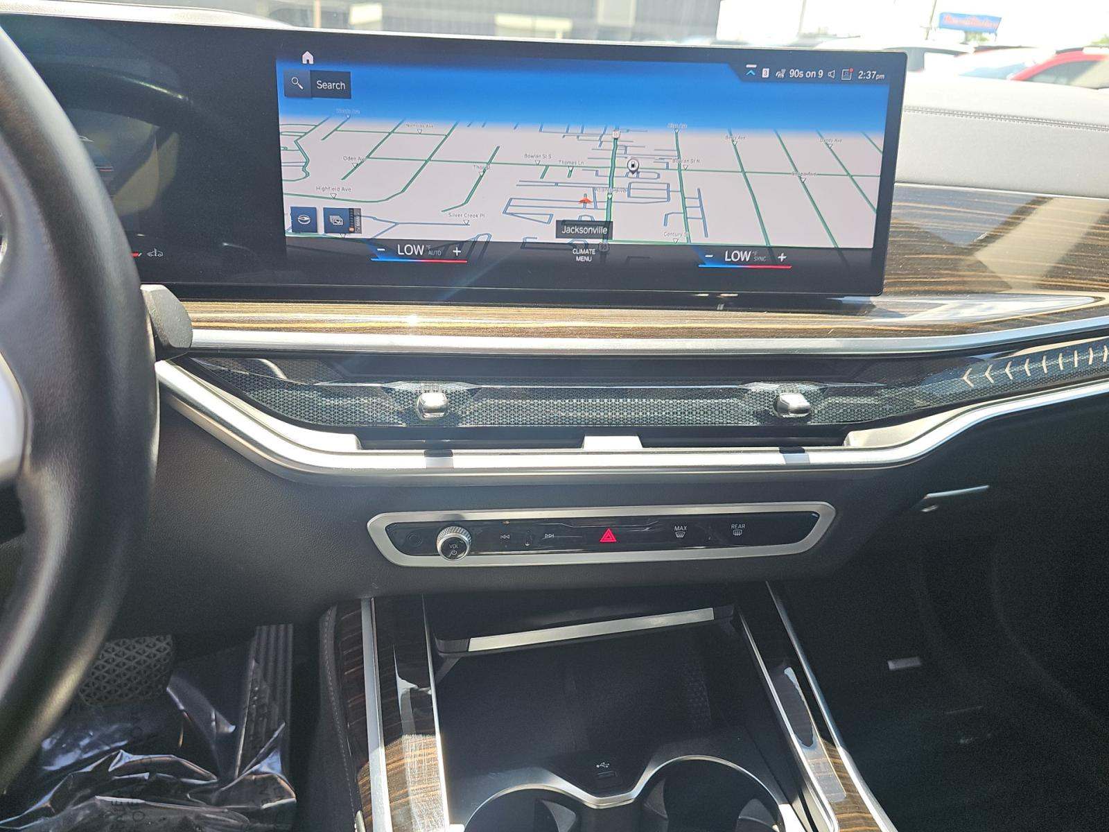 2023 BMW X7 xDrive40i AWD