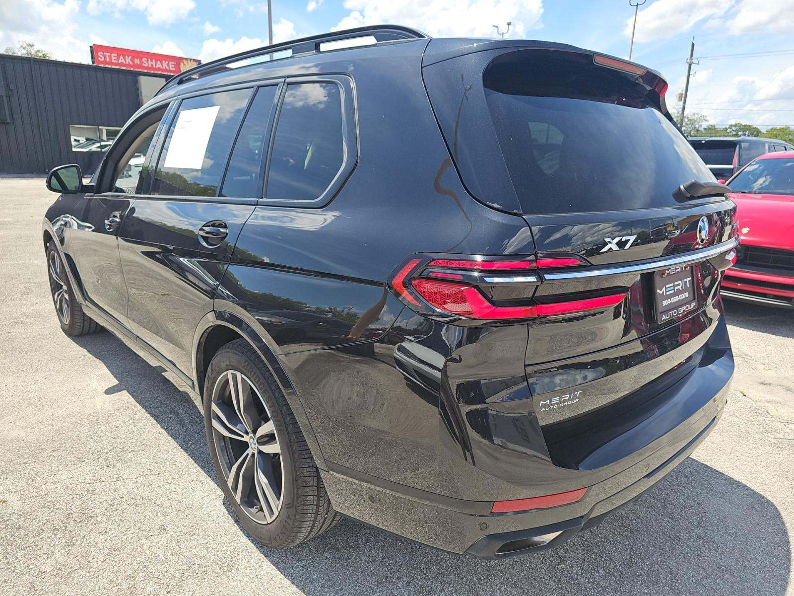 2023 BMW X7 xDrive40i AWD