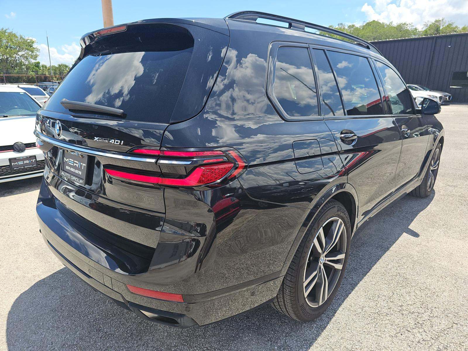 2023 BMW X7 xDrive40i AWD