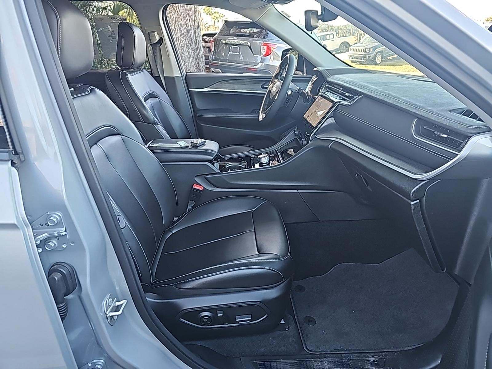 2023 Jeep Grand Cherokee Limited AWD