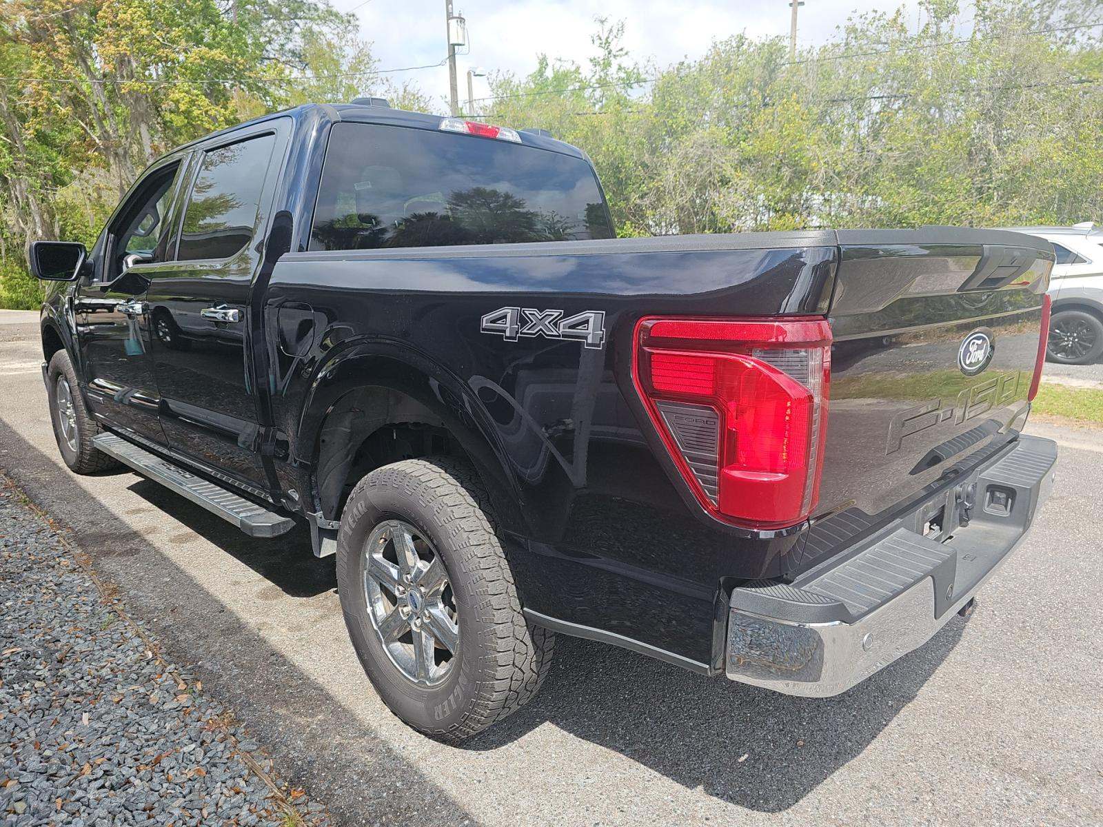 2025 Ford F-150 Hybrid XLT AWD