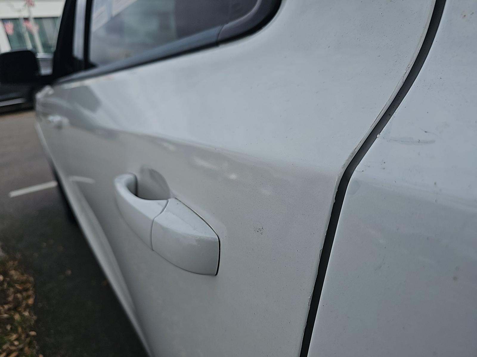 2022 Dodge Durango Orange Sport RWD