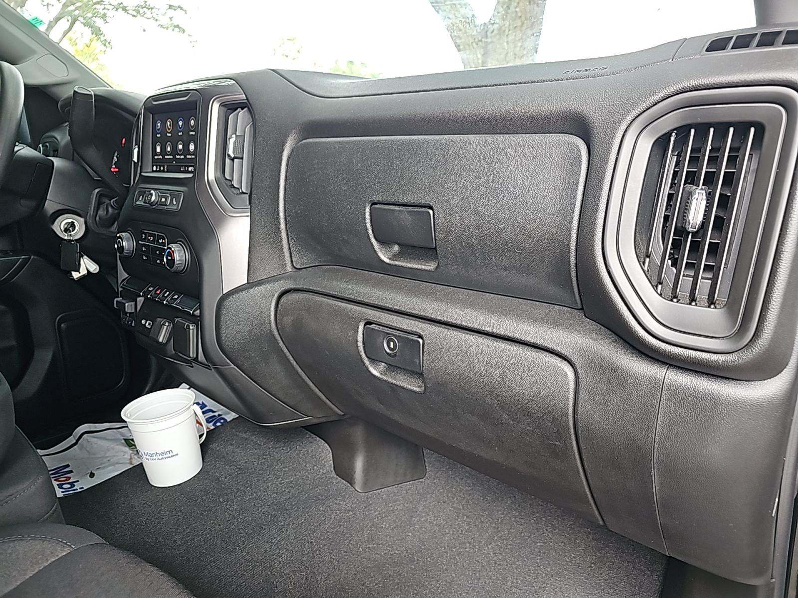 2023 Chevrolet Silverado 2500HD Custom AWD