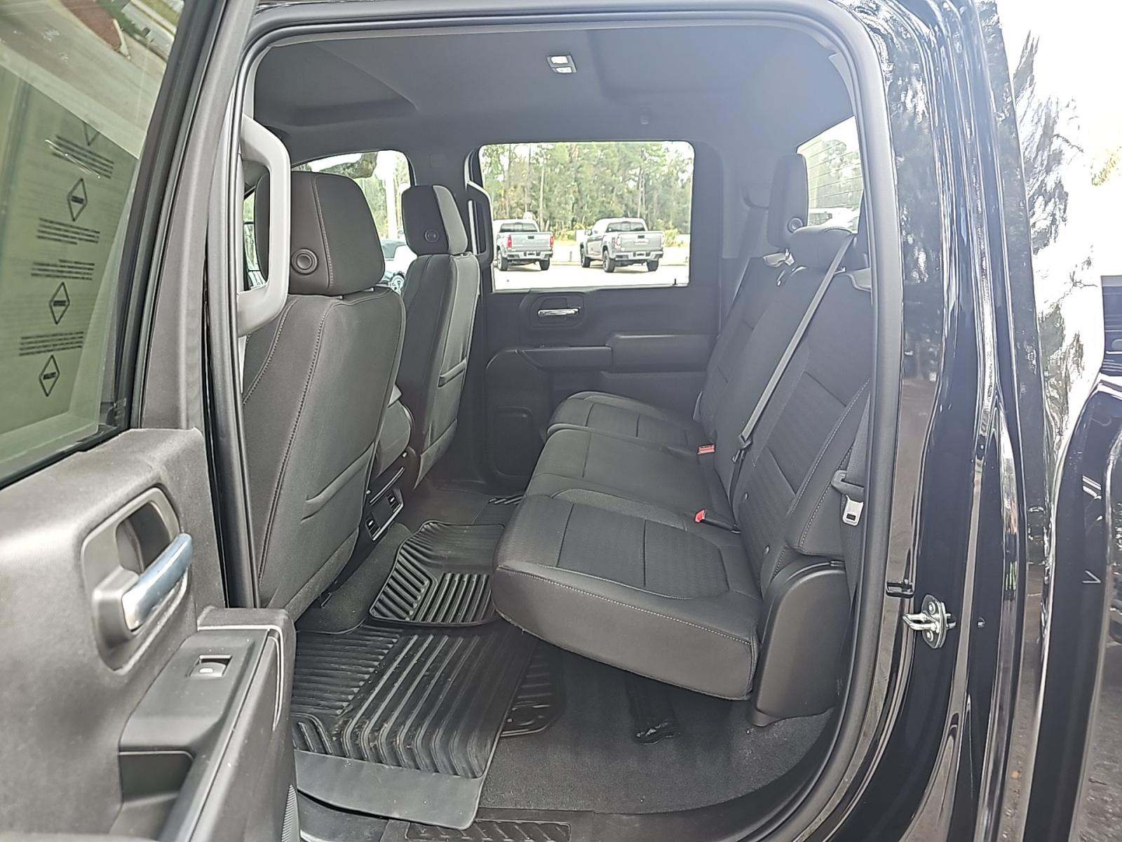 2023 Chevrolet Silverado 2500HD Custom AWD