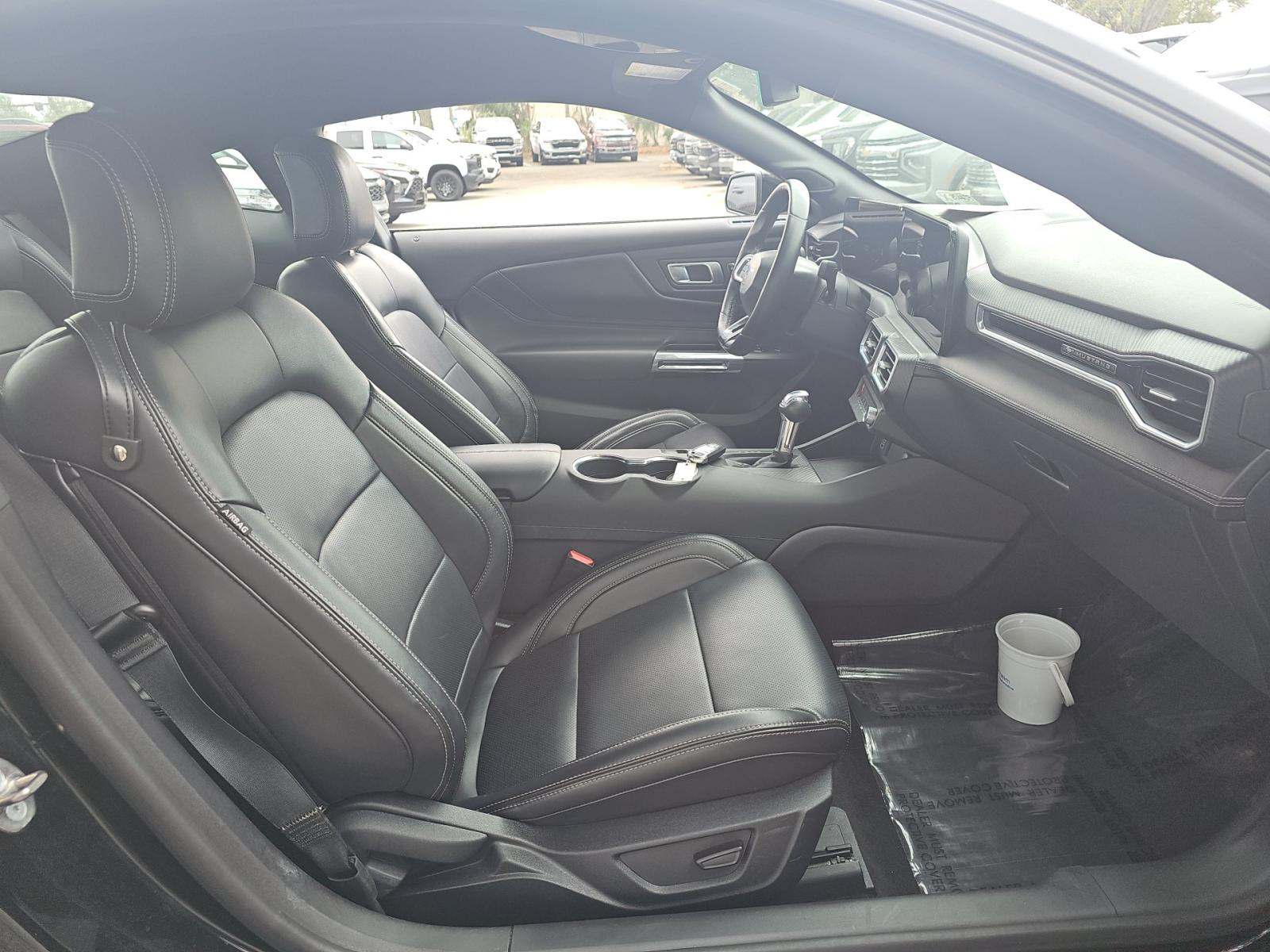 2025 Ford Mustang EcoBoost Premium RWD