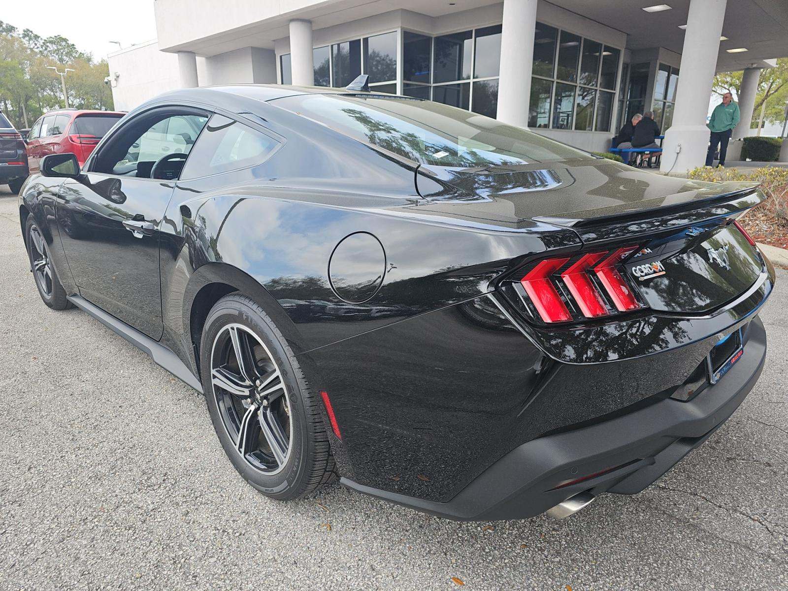 2025 Ford Mustang EcoBoost Premium RWD