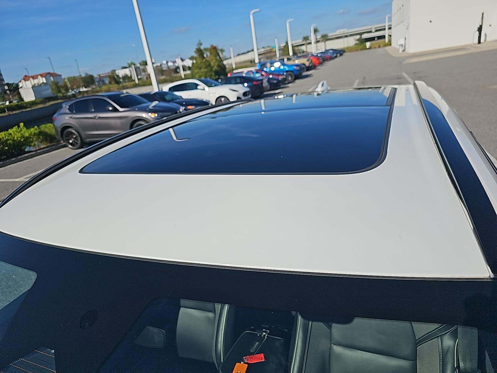 2022 Volvo XC60 B6 R-Design AWD