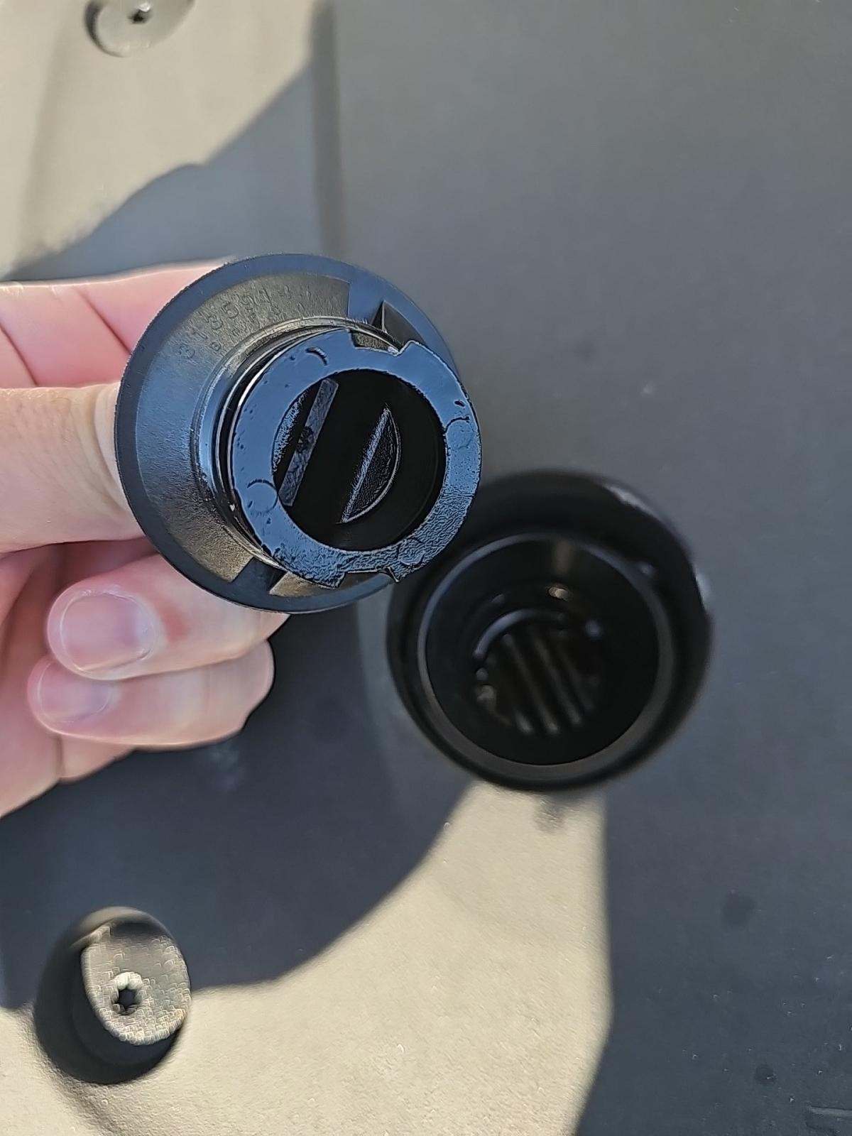 2022 Volvo XC60 B6 R-Design AWD