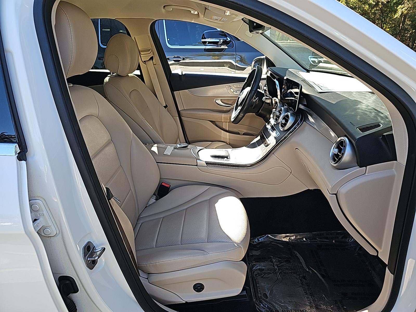 2022 Mercedes-Benz GLC GLC 300 RWD