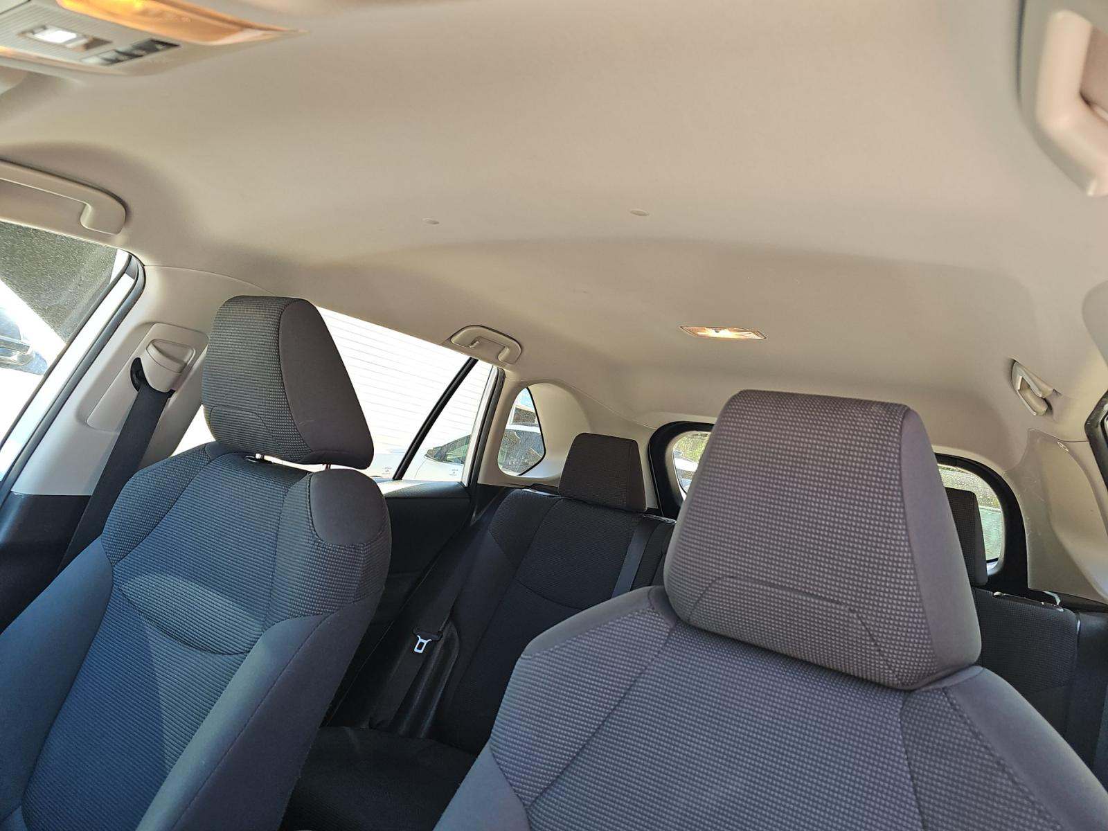 2019 Toyota RAV4 LE FWD