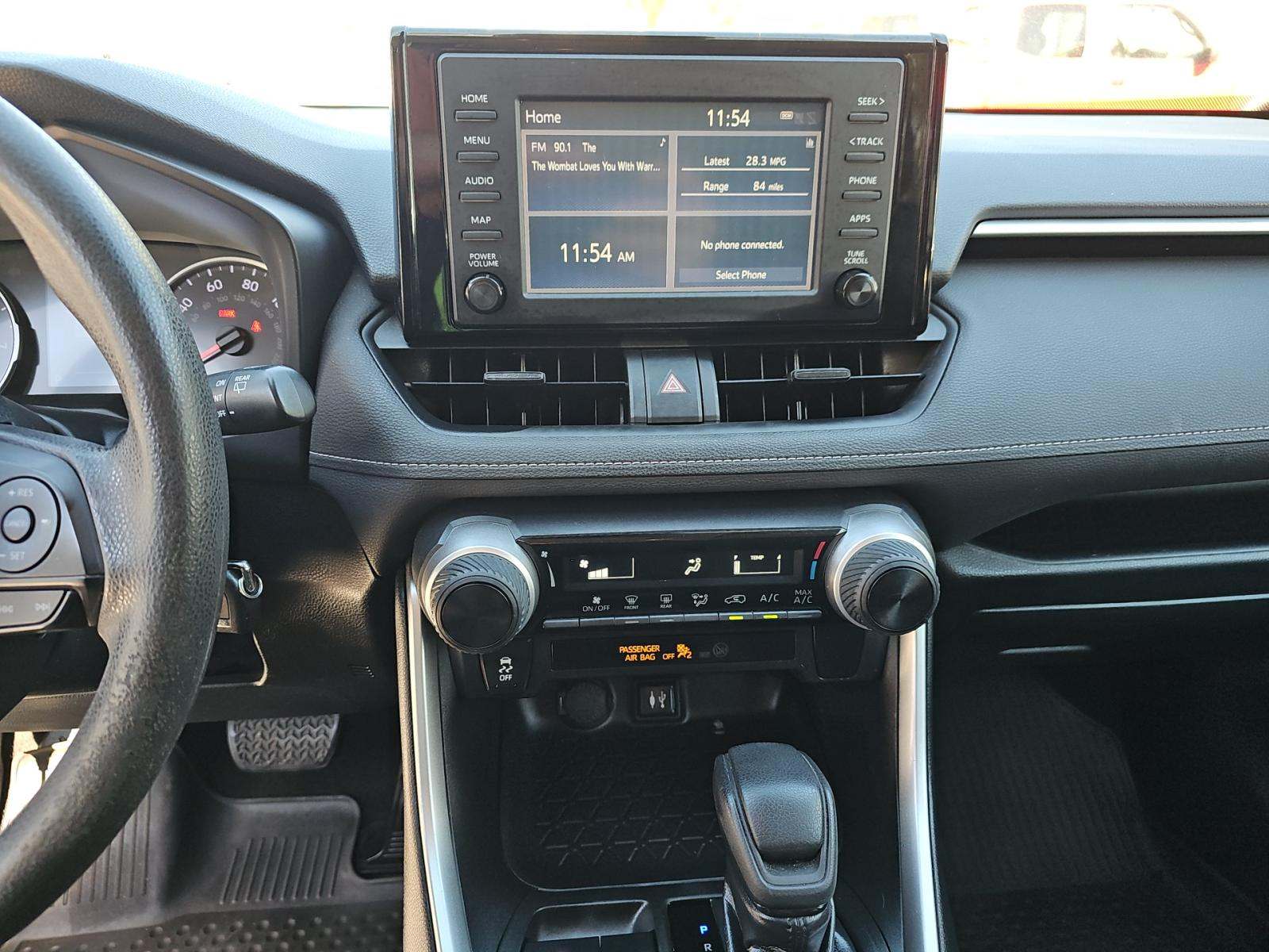 2019 Toyota RAV4 LE FWD