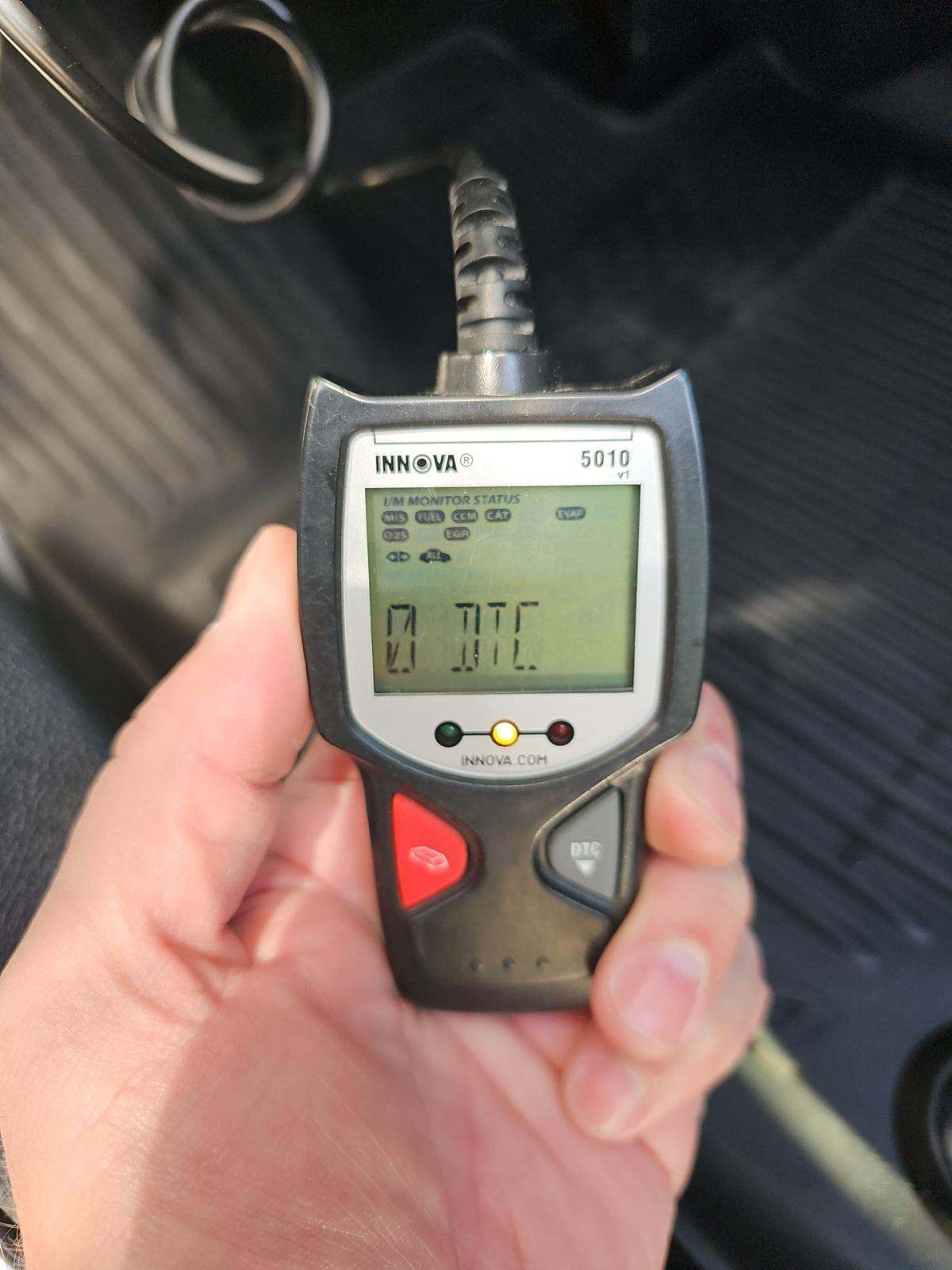 2019 Toyota RAV4 LE FWD