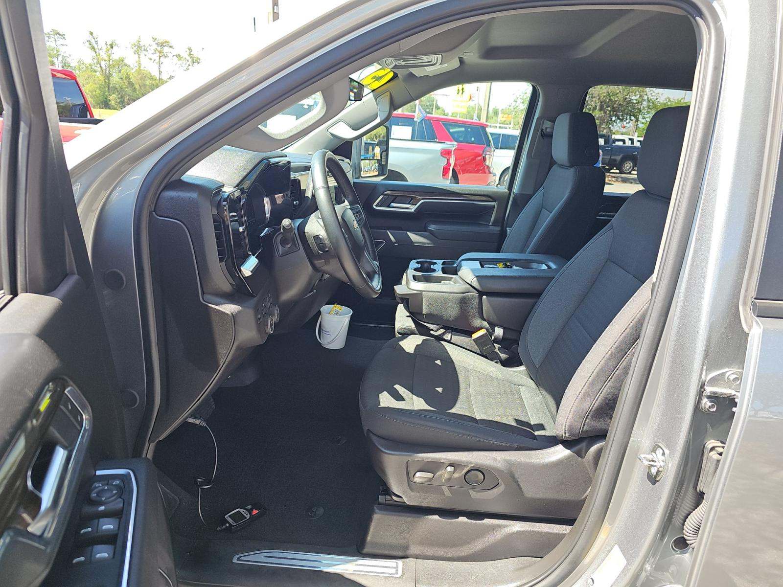 2025 Chevrolet Silverado 2500HD LT AWD